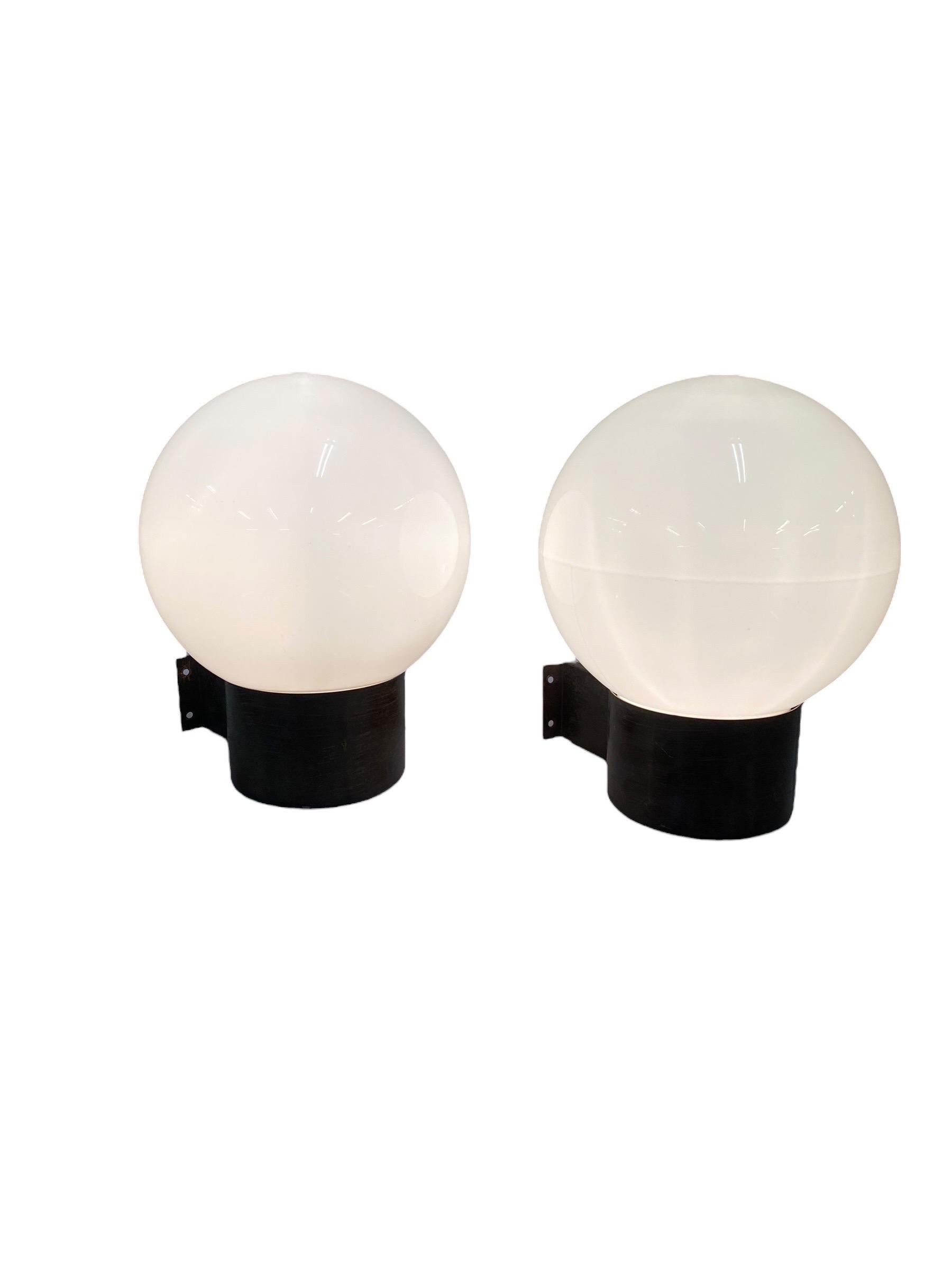 Finnish Lisa Johansson-Pape Pair of Brutalist Outdoor Wall Lamps Model 17-037, Orno 1960 For Sale
