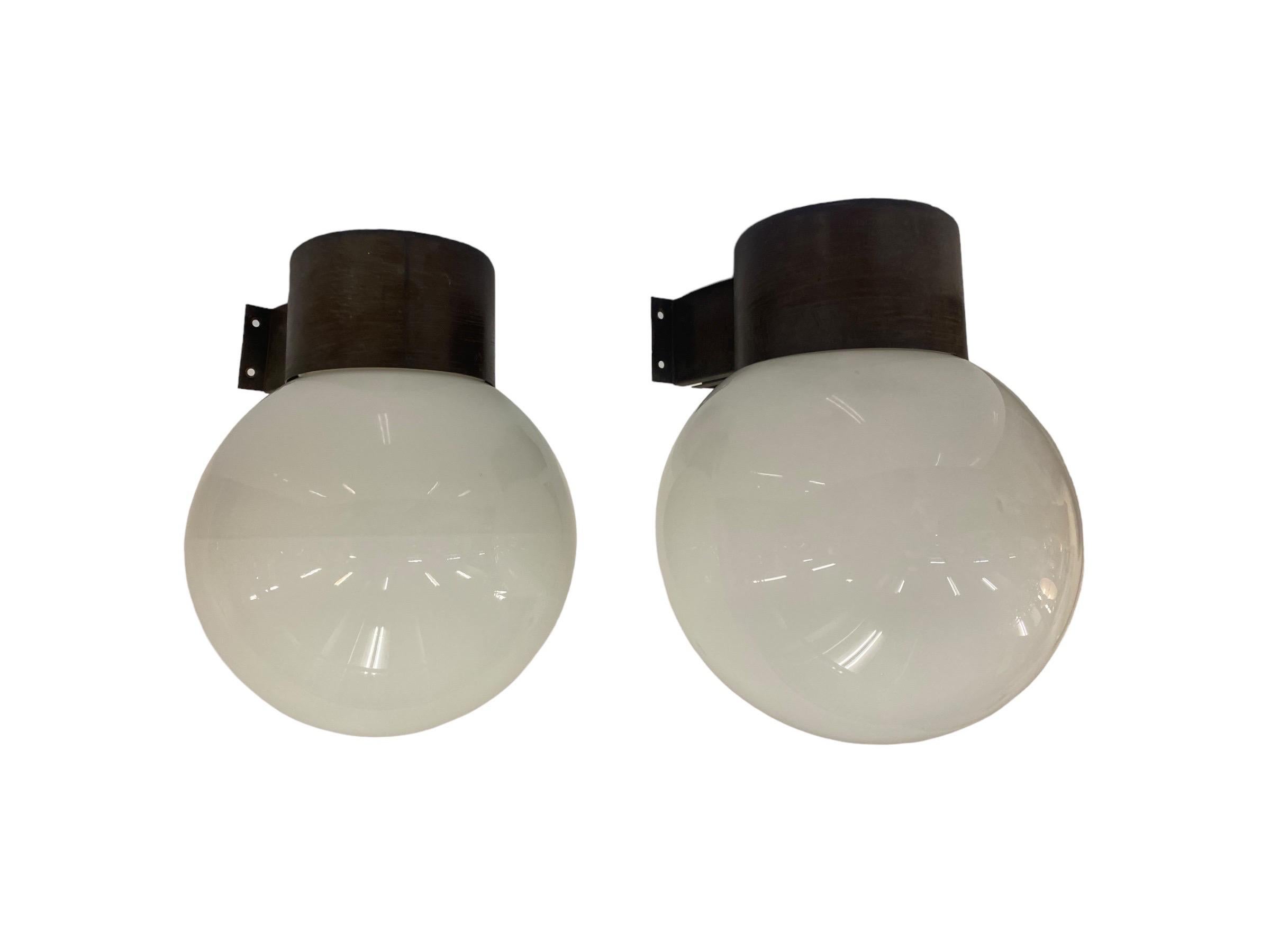 Lisa Johansson-Pape Pair of Brutalist Outdoor Wall Lamps Model 17-037, Orno 1960 In Good Condition For Sale In Helsinki, FI