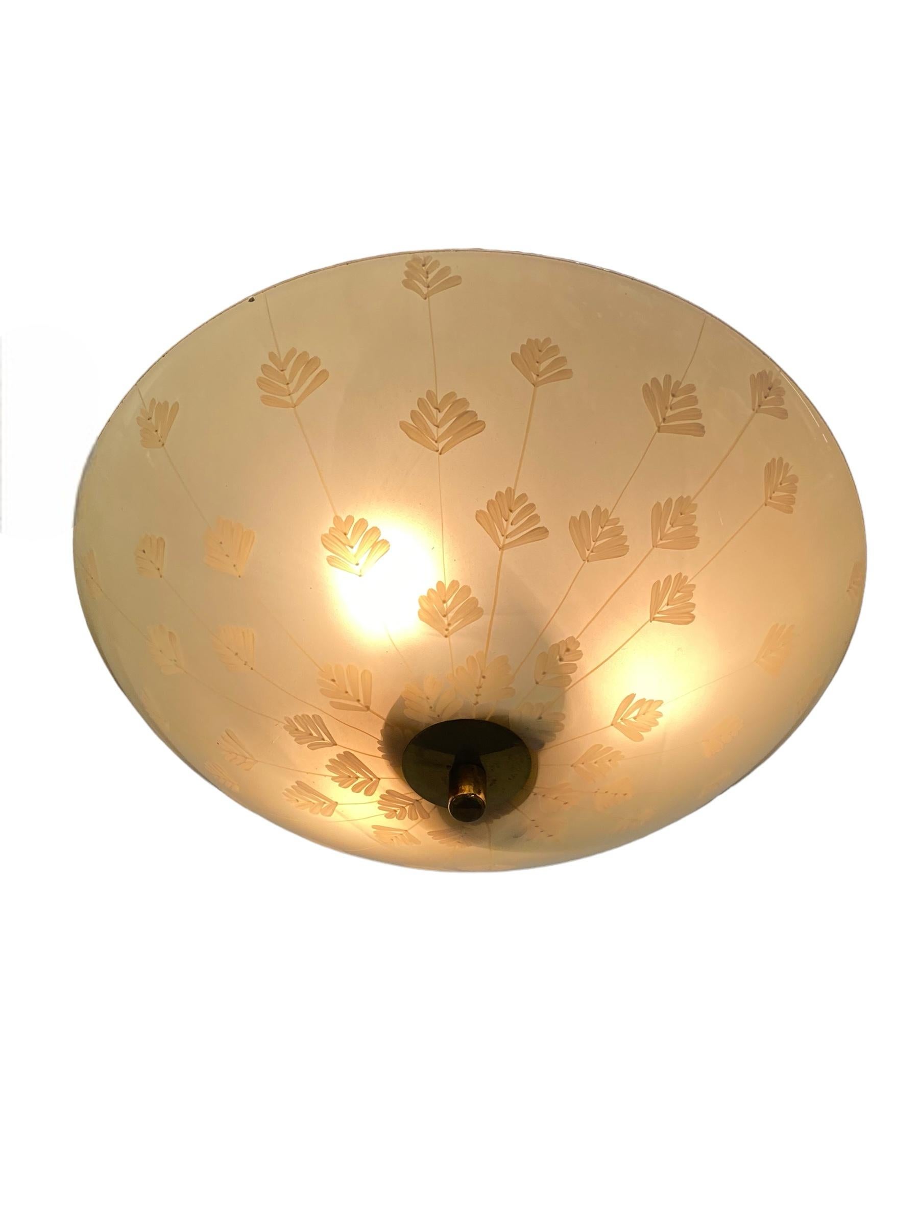 Lisa Johansson-Papé Flush Mount, Hand-Painted Glass with Flowers, Orno 1950s In Good Condition For Sale In Helsinki, FI