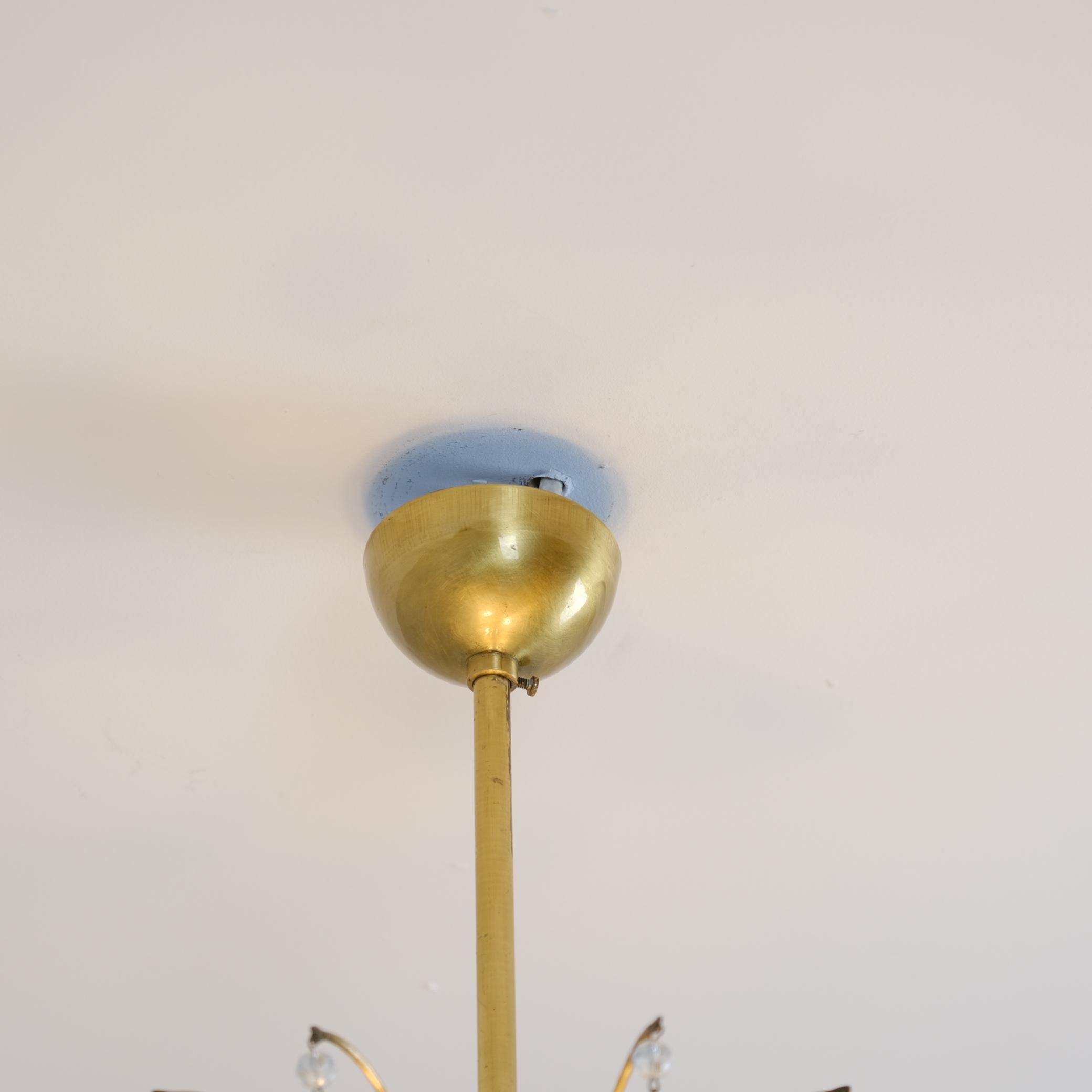 Milieu du XXe siècle Lustre Lisa Johansson-Papé Modèle 1068 en laiton et verre, Orno 1950s en vente