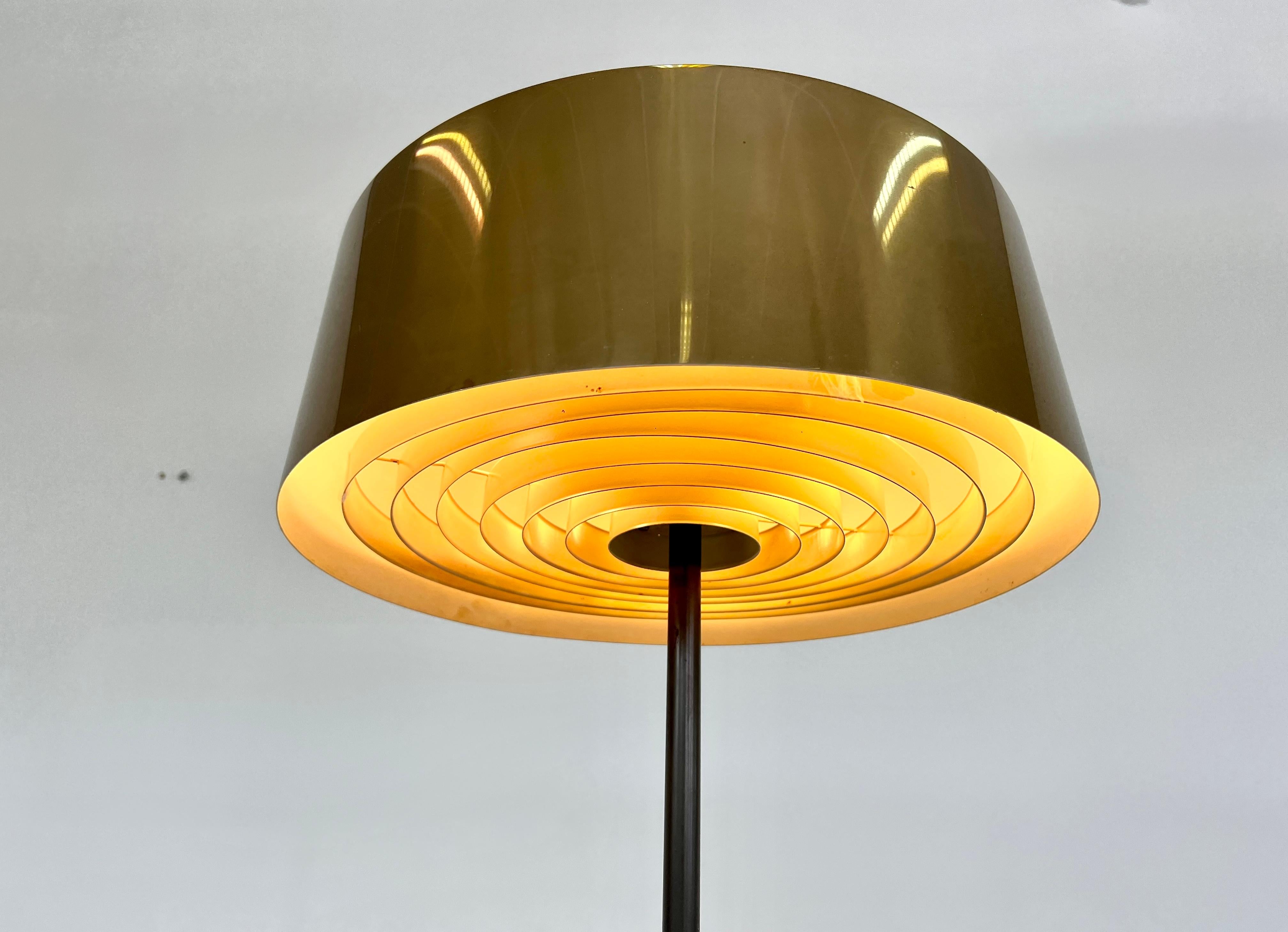 Lisa Johansson - Lámpara de pie Pape para Orno Finlandés en venta