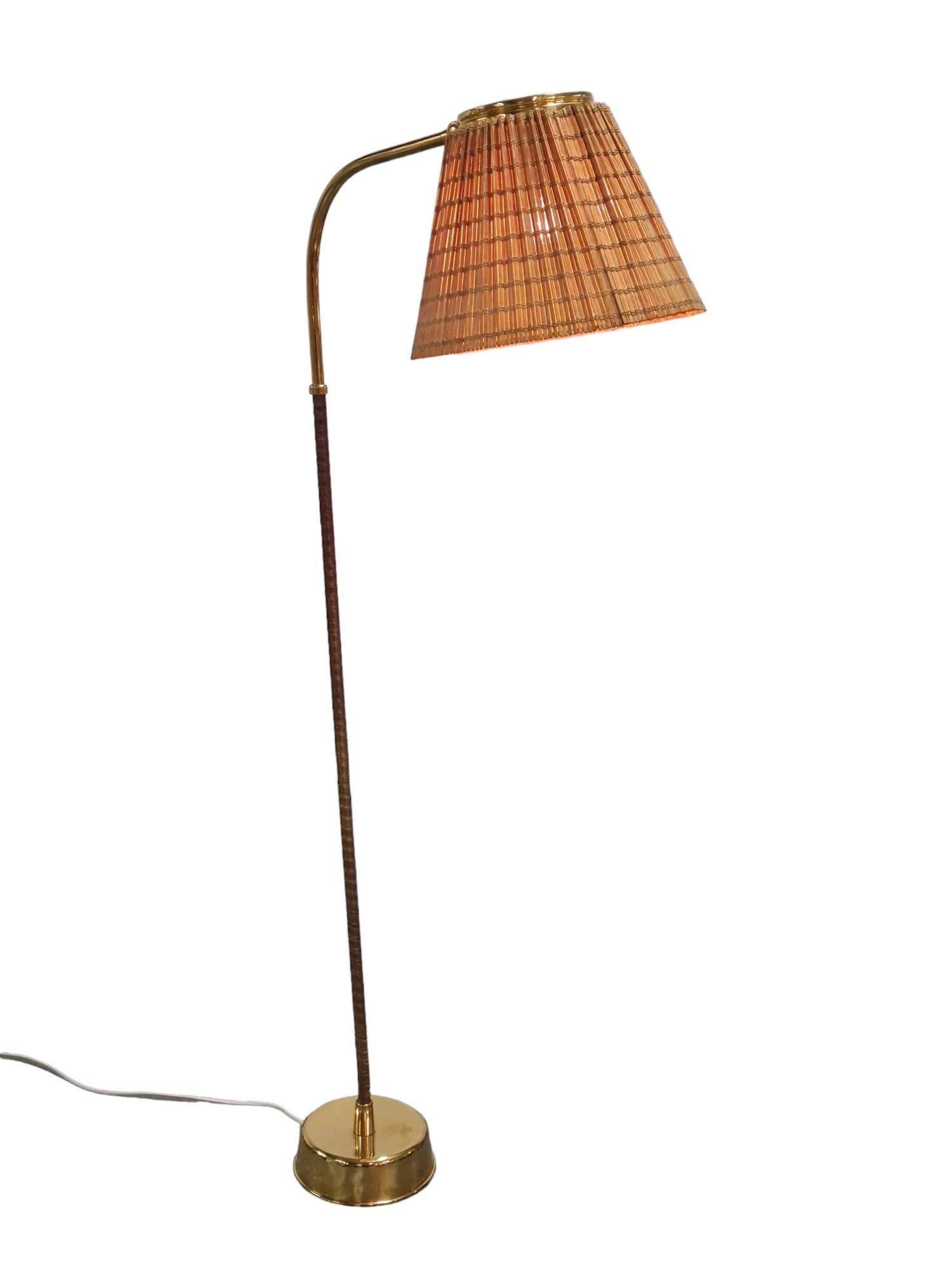 Scandinavian Modern Lisa Johansson-Pape, Floor Lamp Model 2063 in Rattan, Orno For Sale