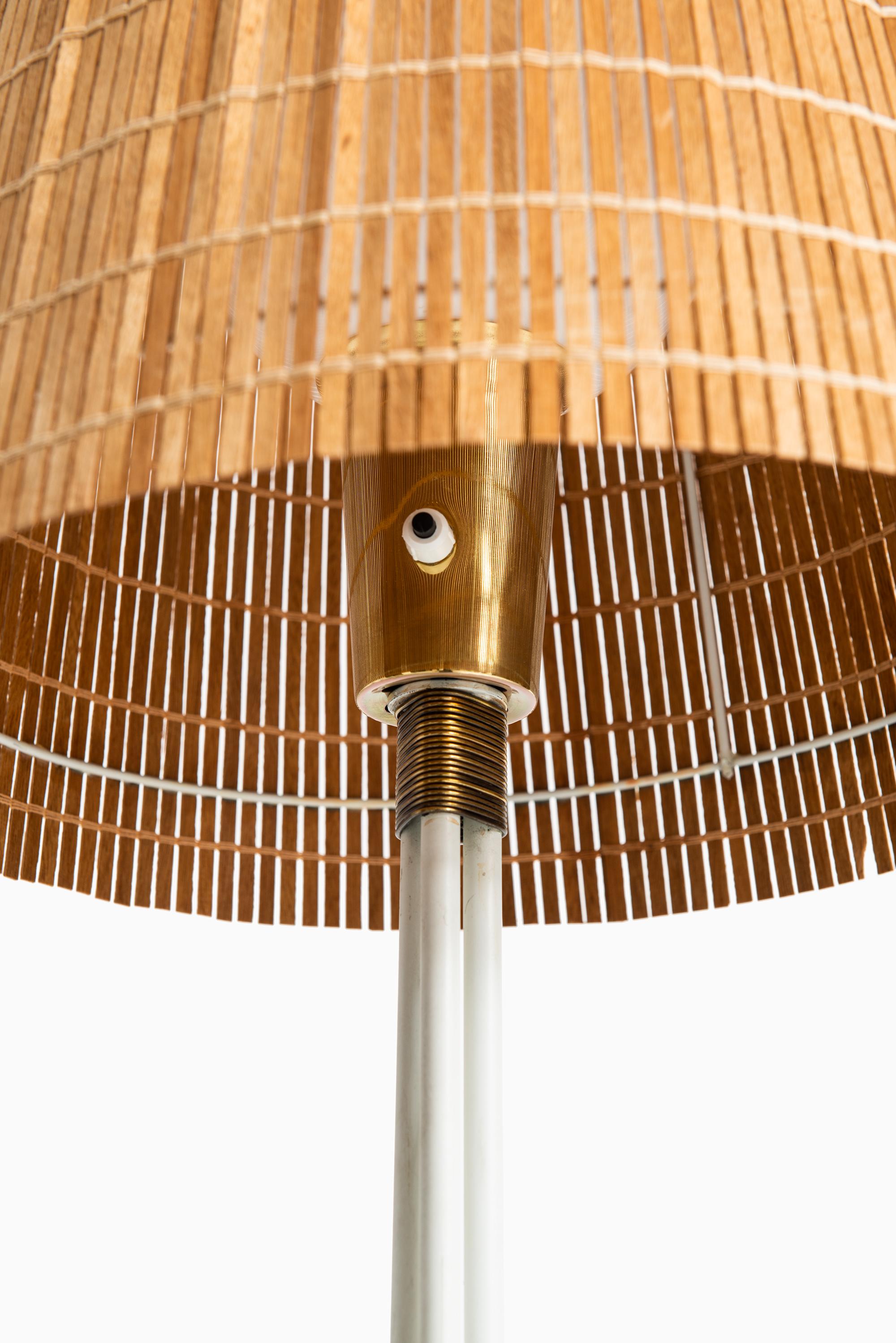 Finlandais Lampadaires Lisa Johansson-Pape Modèle 30-058 par Orno en Finlande en vente