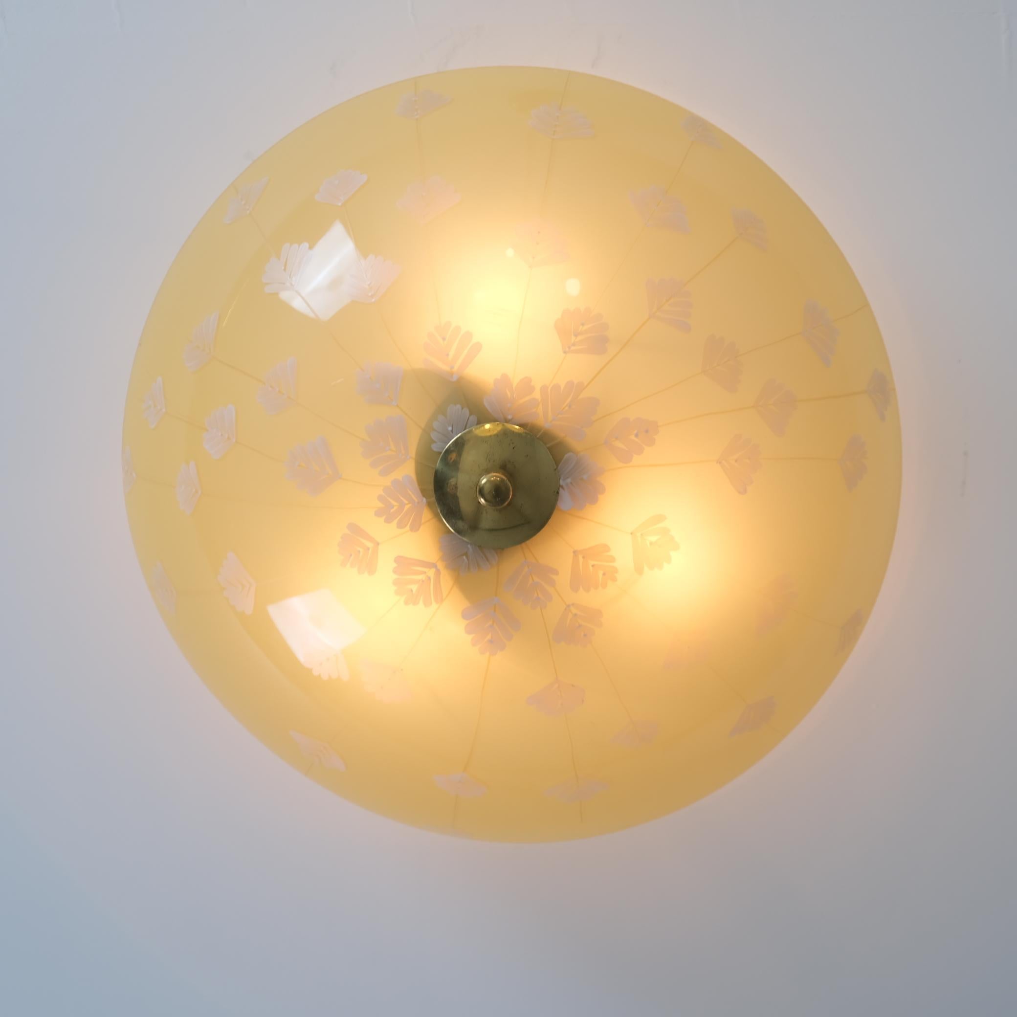 Lisa Johansson-Papé, verre peint à la main avec des fleurs, Orno 1950s en vente 1