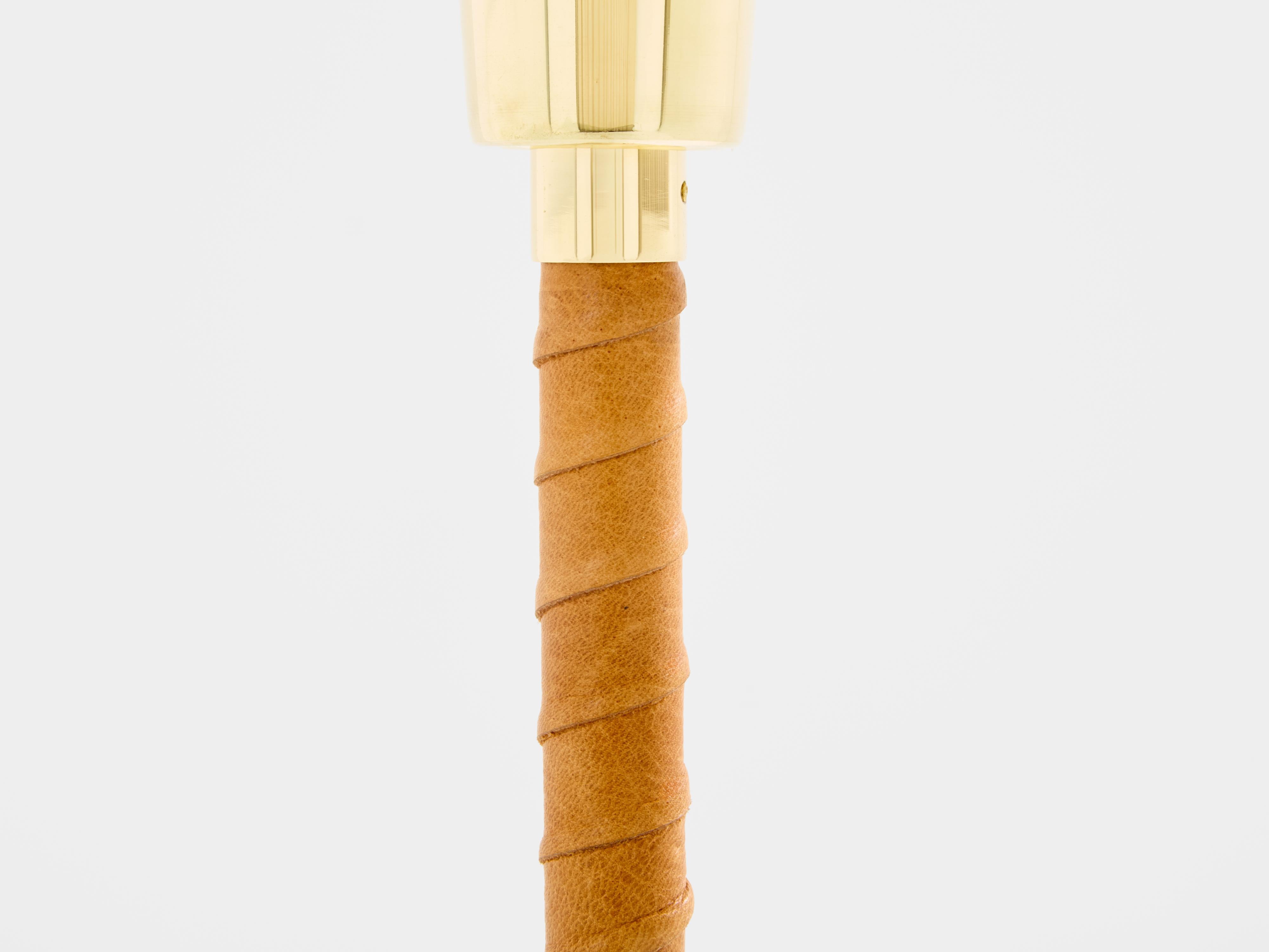 Lisa Johansson-Pape Ihanne floor lamp brass leather 1950 In Good Condition For Sale In Paris, IDF