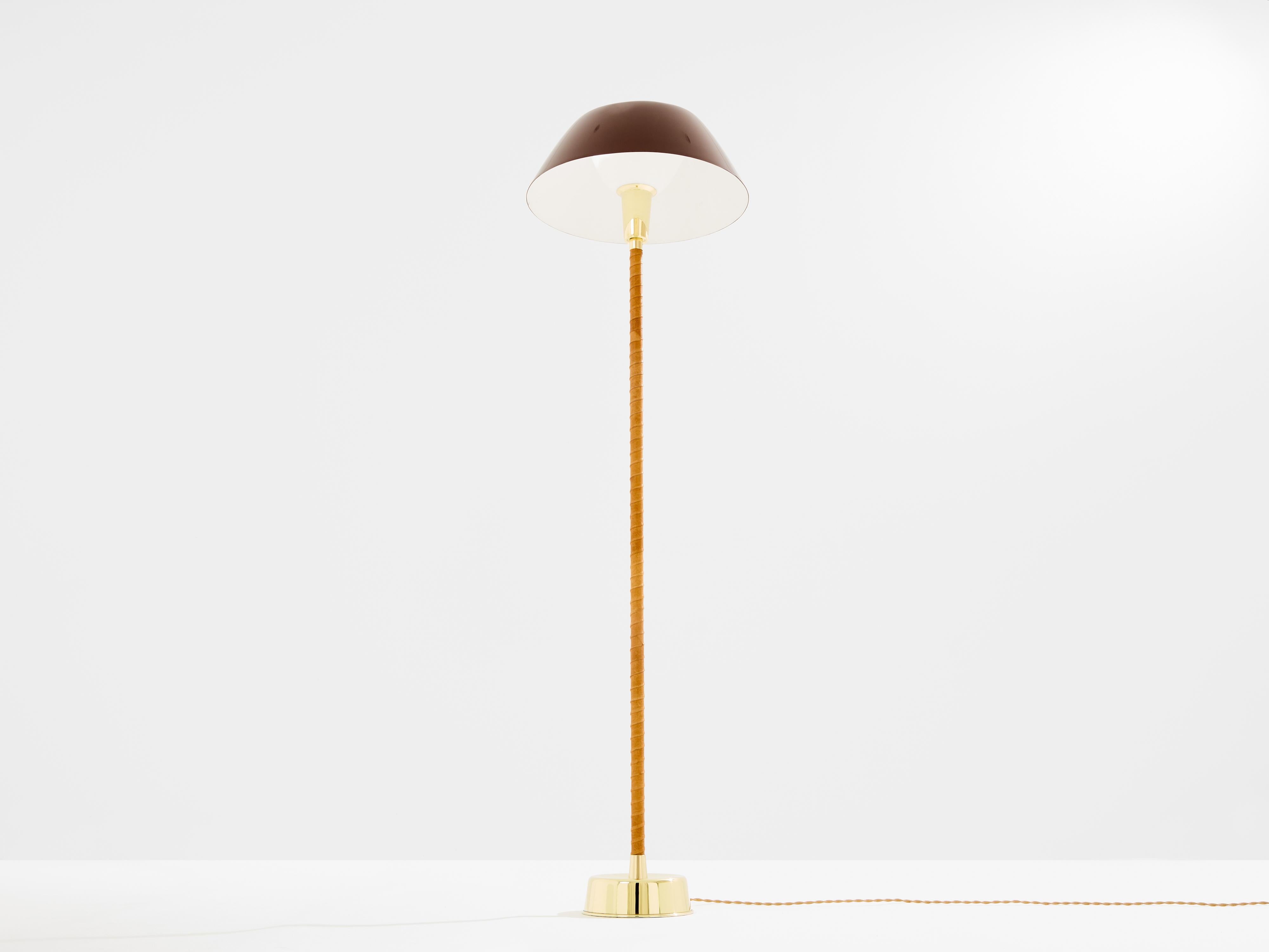 Lisa Johansson-Pape Ihanne floor lamp brass leather 1950 For Sale 2