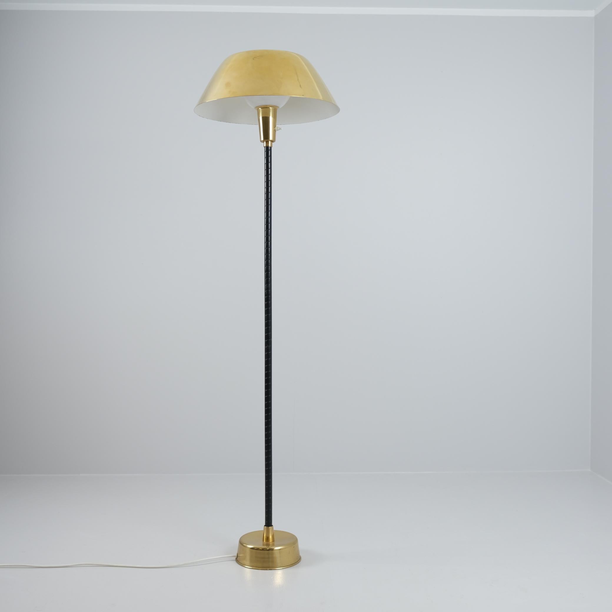 Finnish Lisa Johansson-Papé Ihanne Floor Lamp, Brass White Shade & Black Wrap Orno 1960s For Sale