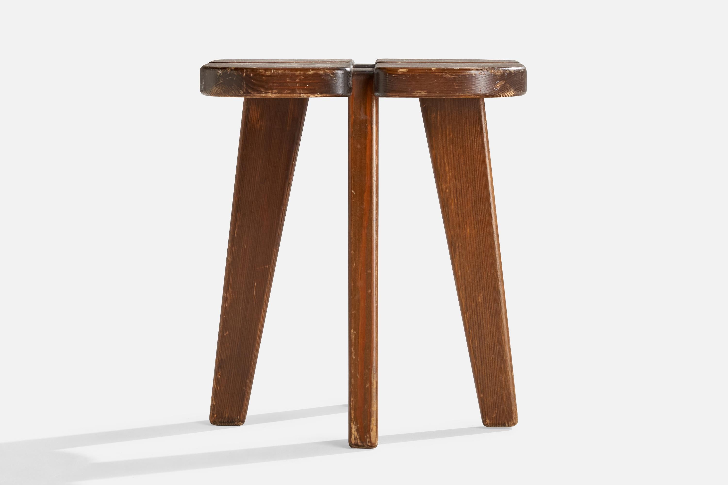 Lisa Johansson-Pape, Hocker, Kiefer, Finnland, 1950er Jahre (Finnisch) im Angebot