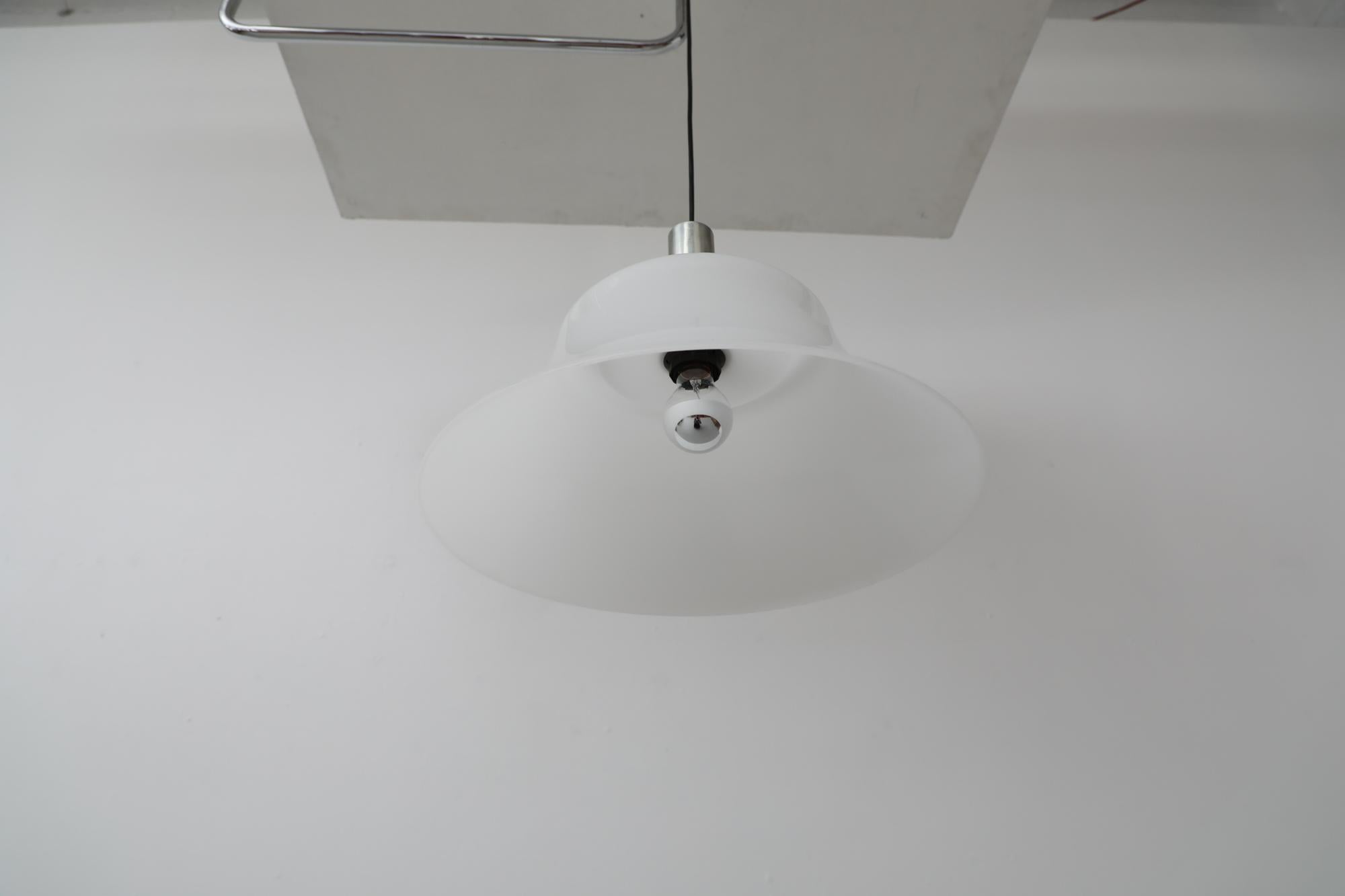 Cromo Lampada articolata da soffitto in stile Lisa Johansson-Pape in vendita