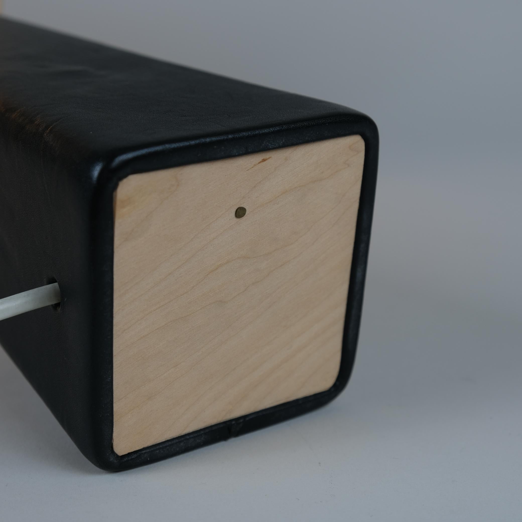 Lámpara de mesa Lisa Johansson-Papé 46-186 LJP de cuero y lino, Orno años 50 en venta 2