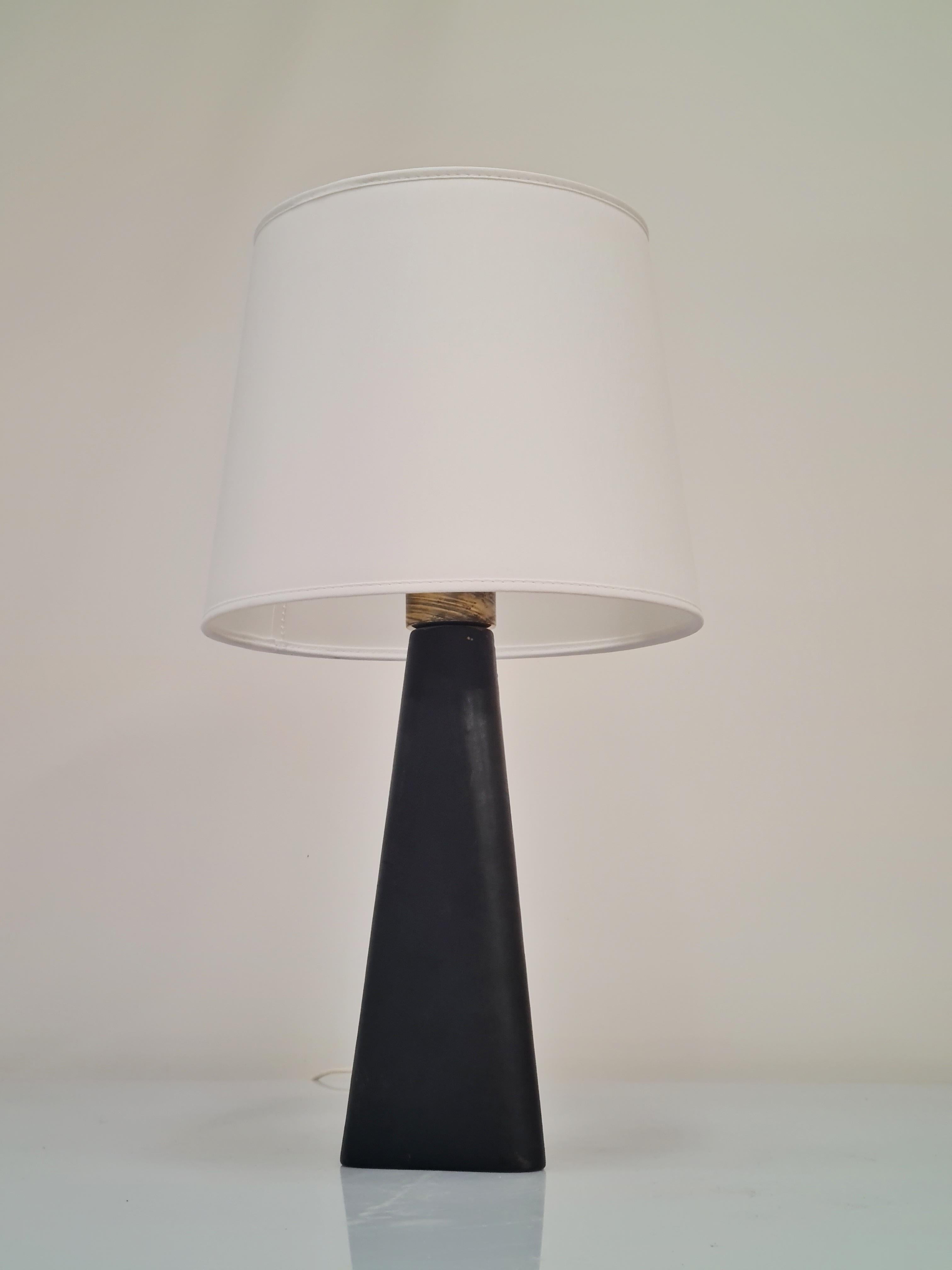 Lisa Johansson-Papé Table Lamp 46-186 LJP in Leather and Silk, Orno For Sale 2