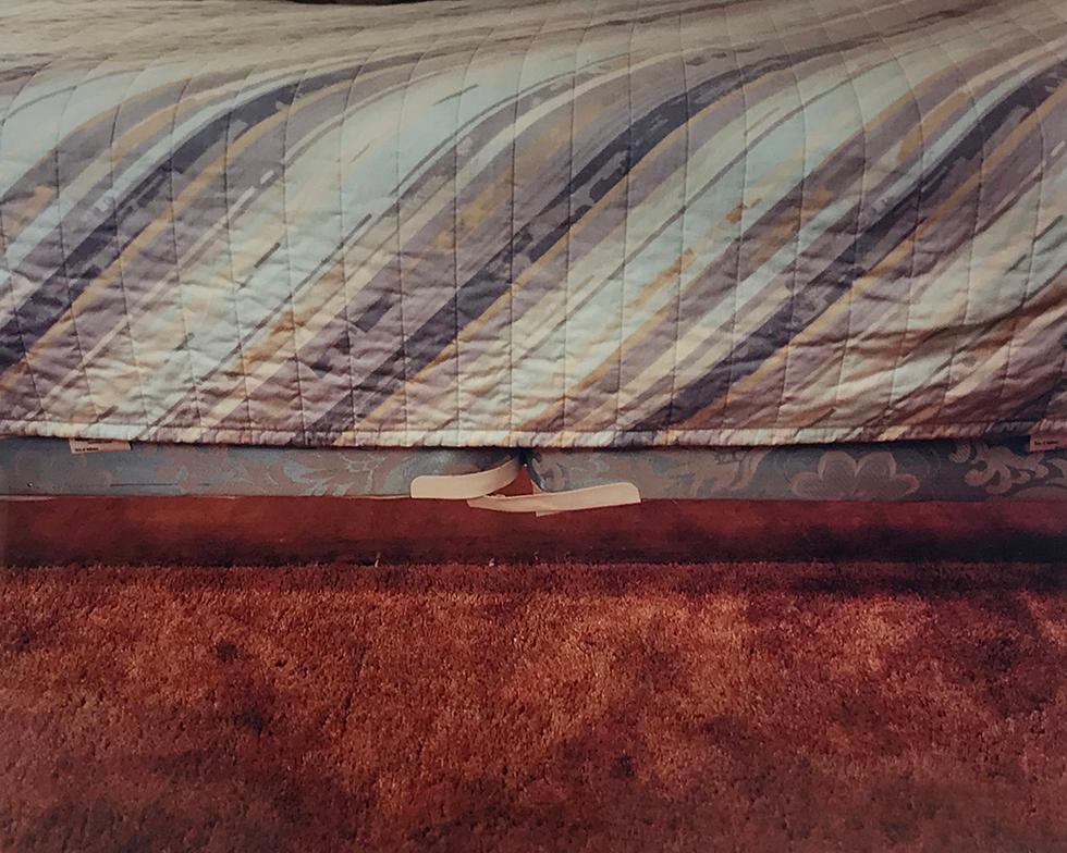 Lisa Kereszi Color Photograph - Two Beds, Granby Motel, Conn.
