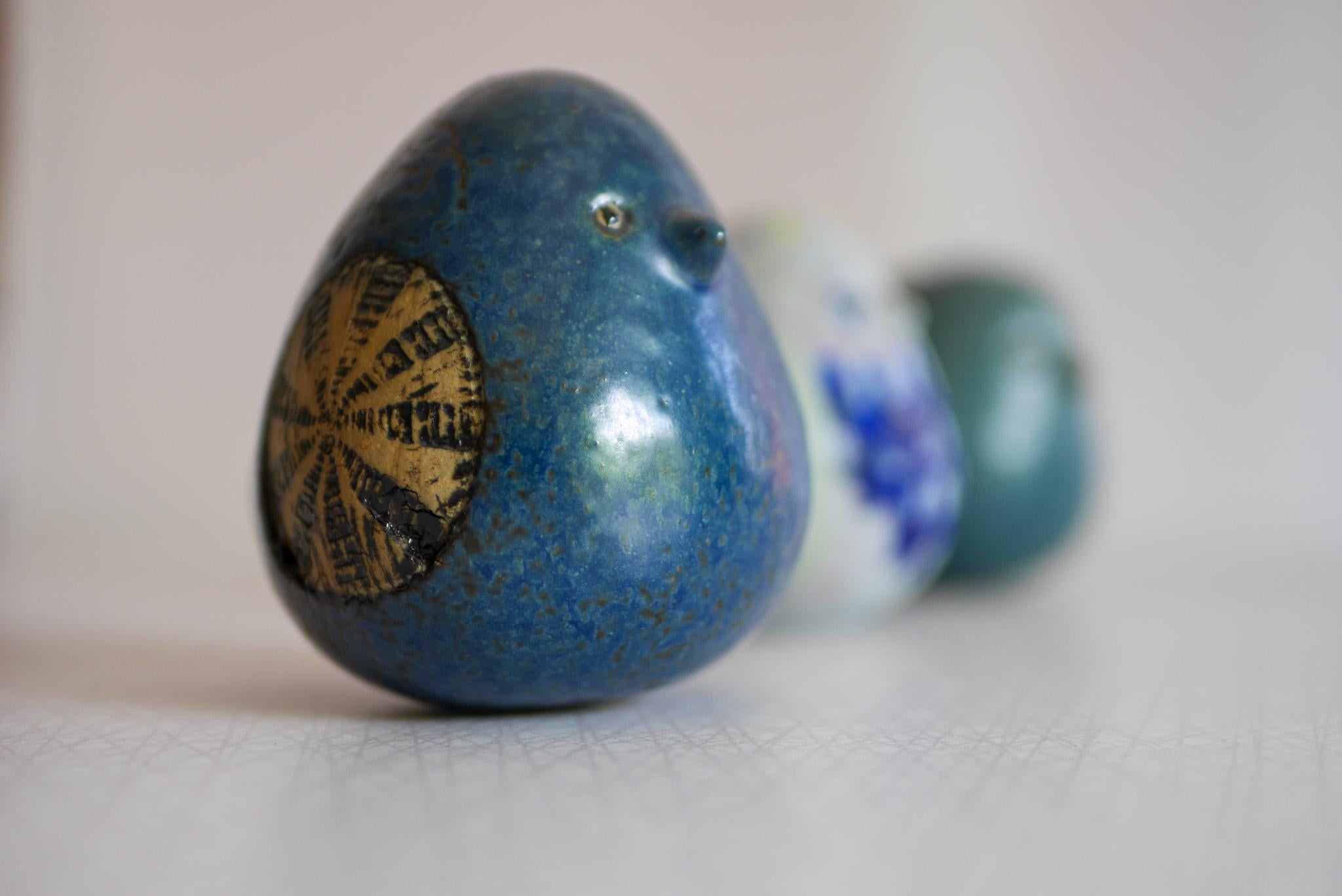 Mid-20th Century Lisa Larson Bird figurine, a rare studio production for Gustavsberg, Sweden. For Sale