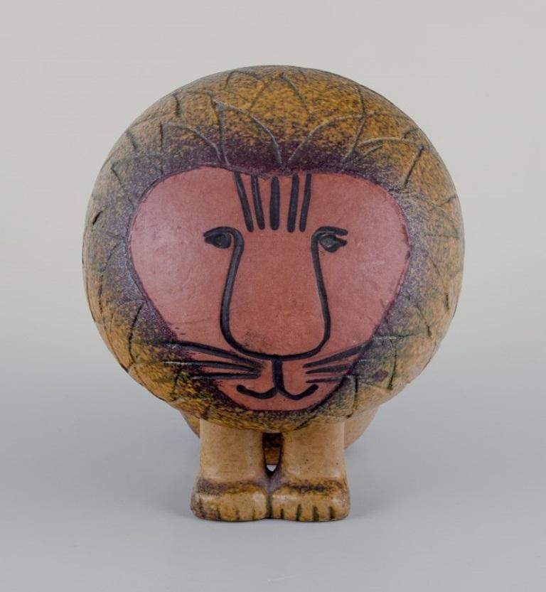 Scandinavian Modern Lisa Larson for Gustavsberg. Ceramic figurine of a lion, 1970s