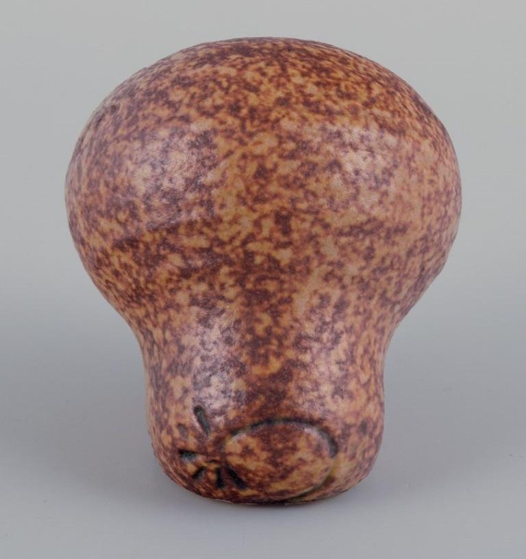 Lisa Larson for Gustavsberg. Ceramic lion. From the 1970s. In Excellent Condition For Sale In Copenhagen, DK