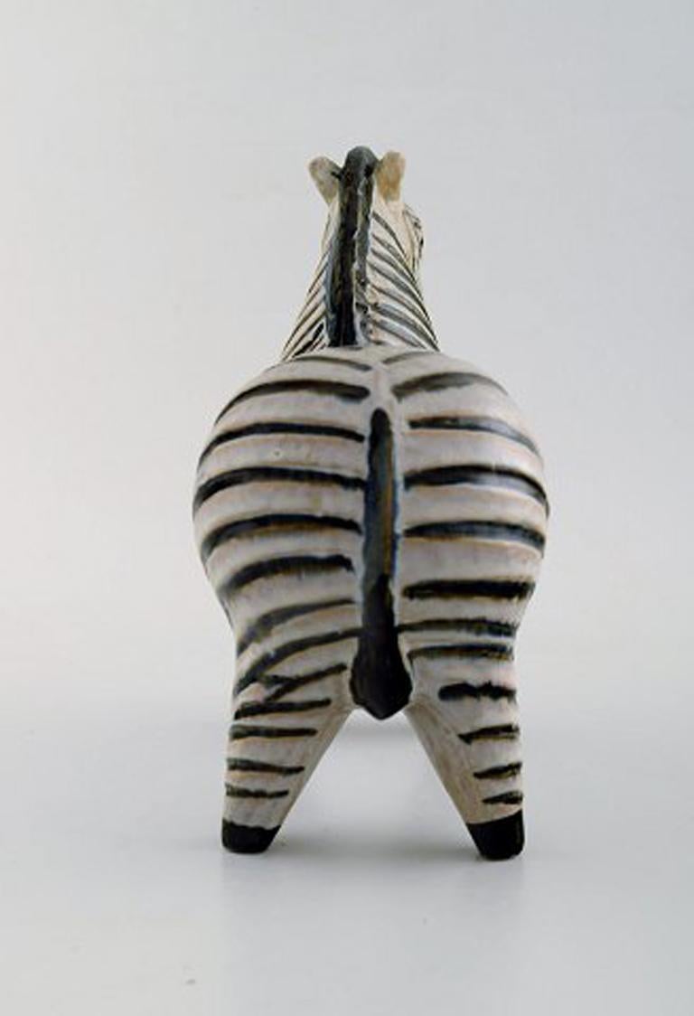 zebra lisa larson