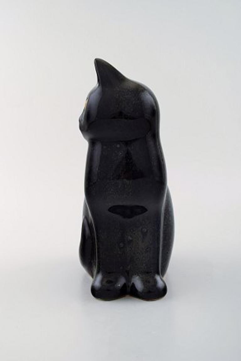 Lisa Larson for Gustavsberg. Stoneware figure of black sitting cat.
Measures: 21.5 x 16 cm.
In perfect condition.
Stamped.
