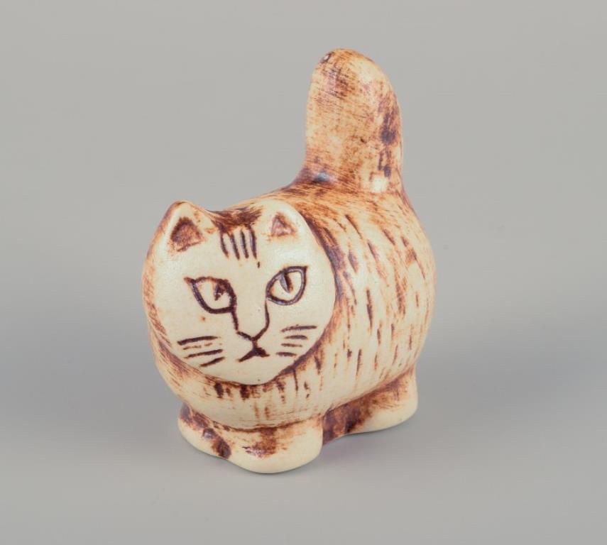 Scandinavian Modern Lisa Larson for Gustavsberg, Sweden. Cat in glazed ceramic. Late 20th C.