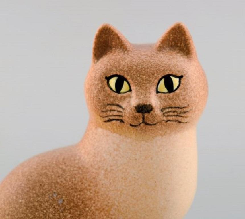 Lisa Larson for K-Studion / Gustavsberg. Cat in glazed ceramics, 20th century.
Measures: 14.5 x 10 cm.
In very good condition.
Stamped.
         