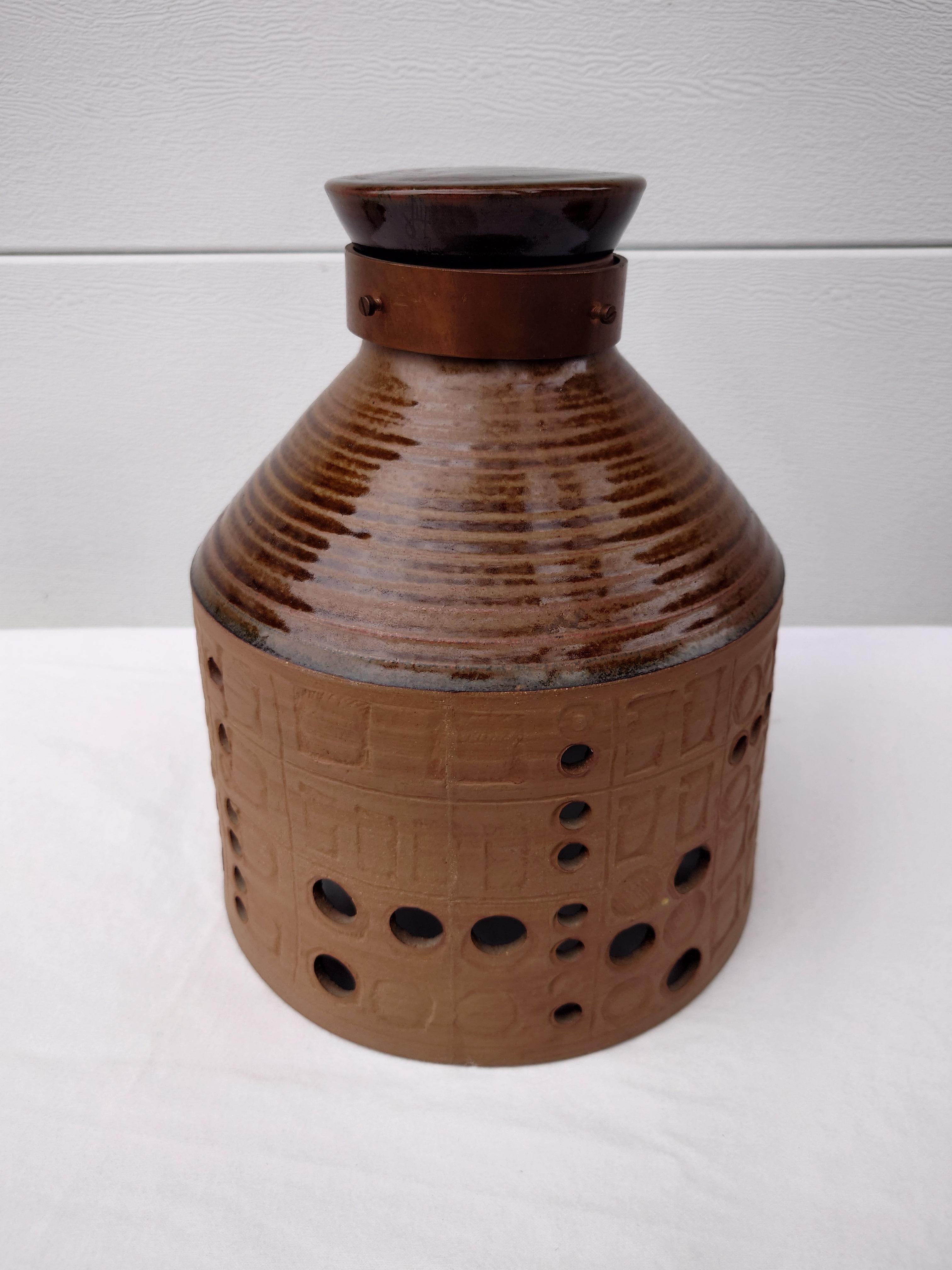 Svedese Lisa Larson, Luci da parete di grandi dimensioni, rame, teak, gres, Svezia, anni '60 in vendita