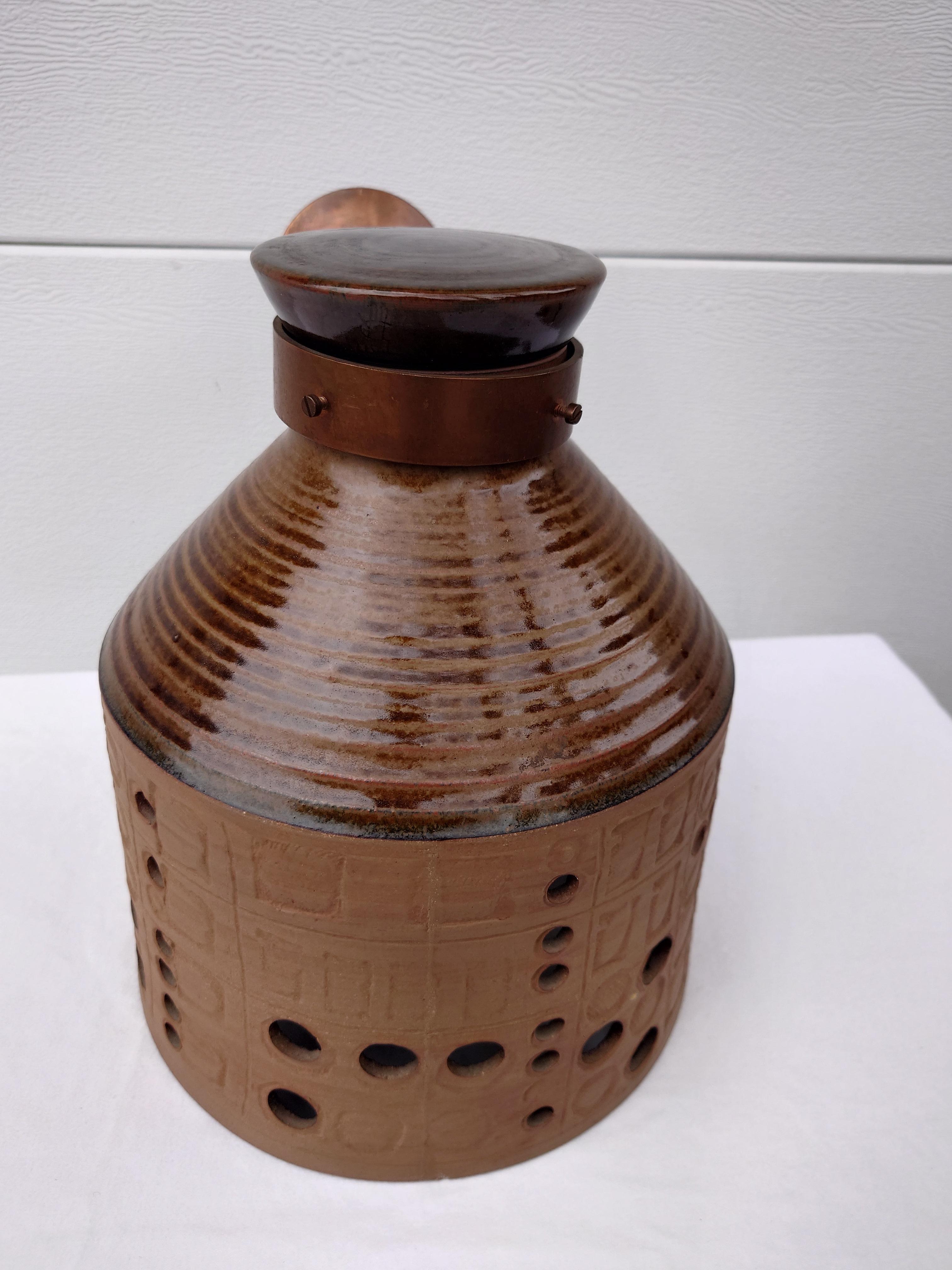 Lisa Larson, Luci da parete di grandi dimensioni, rame, teak, gres, Svezia, anni '60 In condizioni buone in vendita a Boden, SE