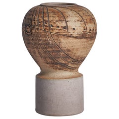 Lisa Larson, Vase, Stoneware, Sweden, 1960s