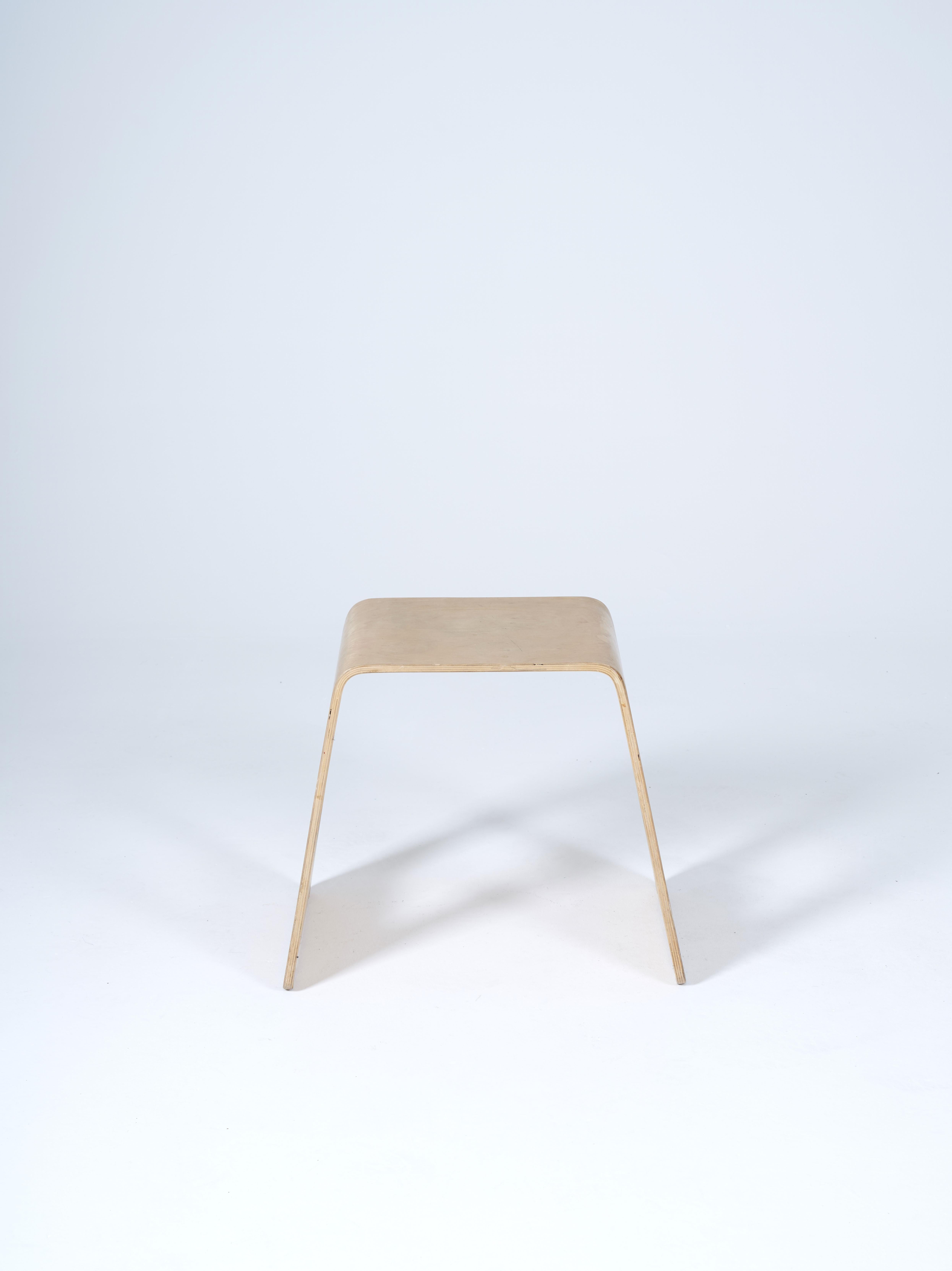 Multipurpose furniture (table, bedside or stool) created by Lisa Norinder for IKEA in the 2000s.
Plywood. Has traces of time, some in perfect condition, others with small chips and cracks.
 