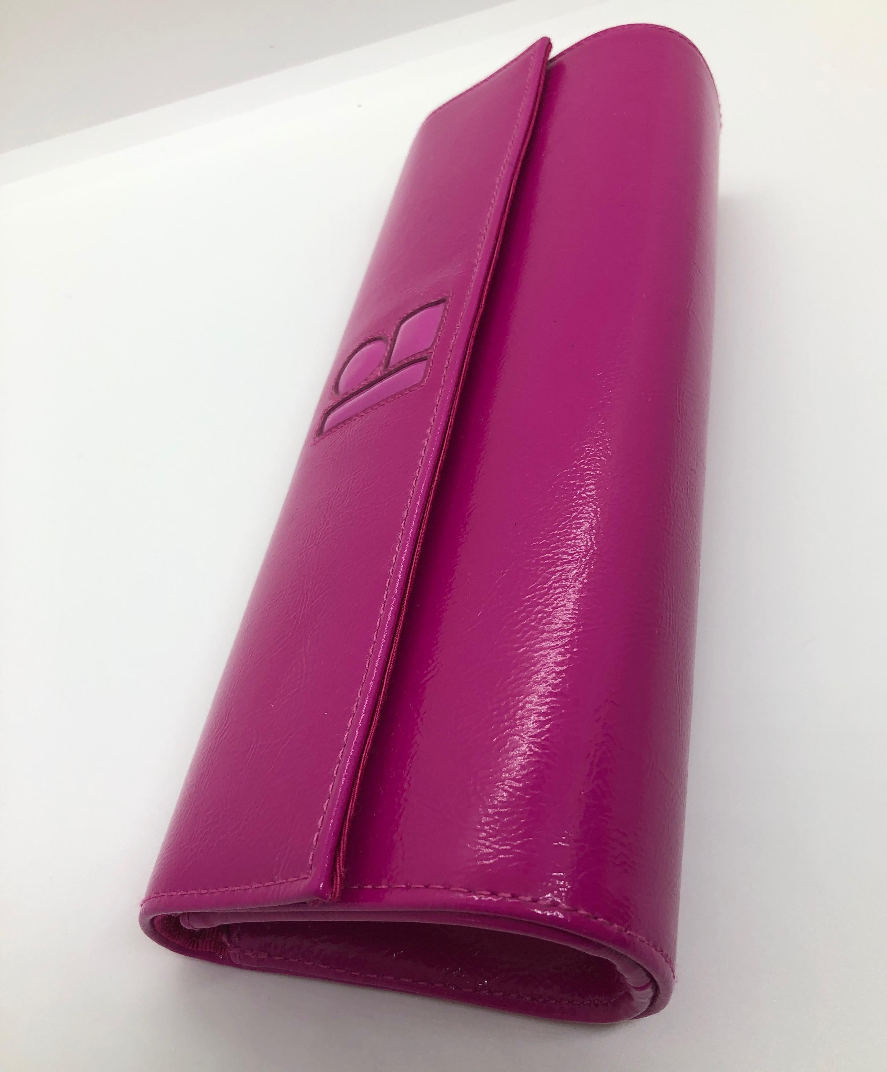 Lisa Perry Mod Fuchsia Pink Patent Leather Clutch Handbag w/ Magnetic Closure  8