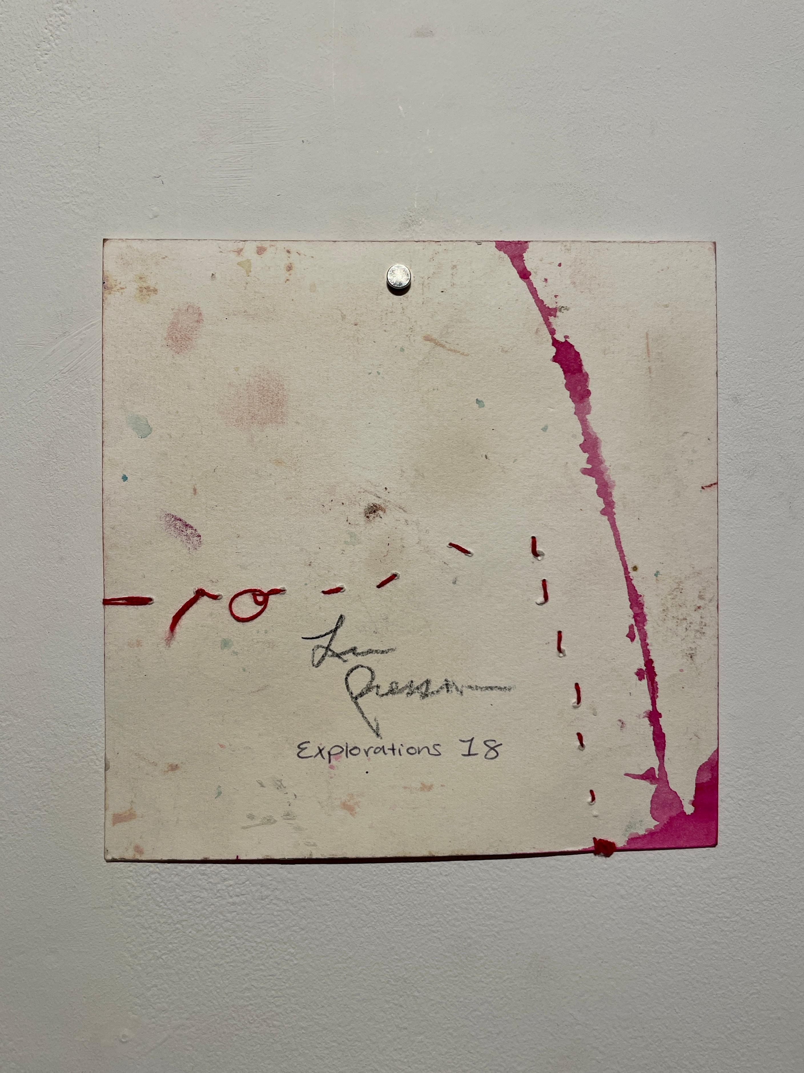 Explorations 18 (astratto, tecnica mista su carta, luminoso,  colori neutri, rosa) - Abstract Painting Rosa di Lisa Pressman