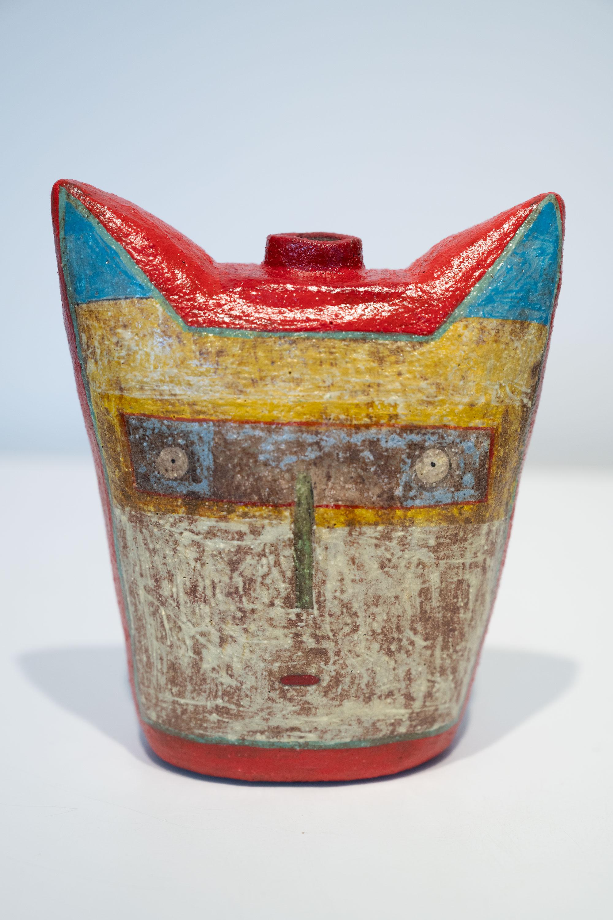 Figurative Sculpture de Lisa Smith - Tarro facial 22