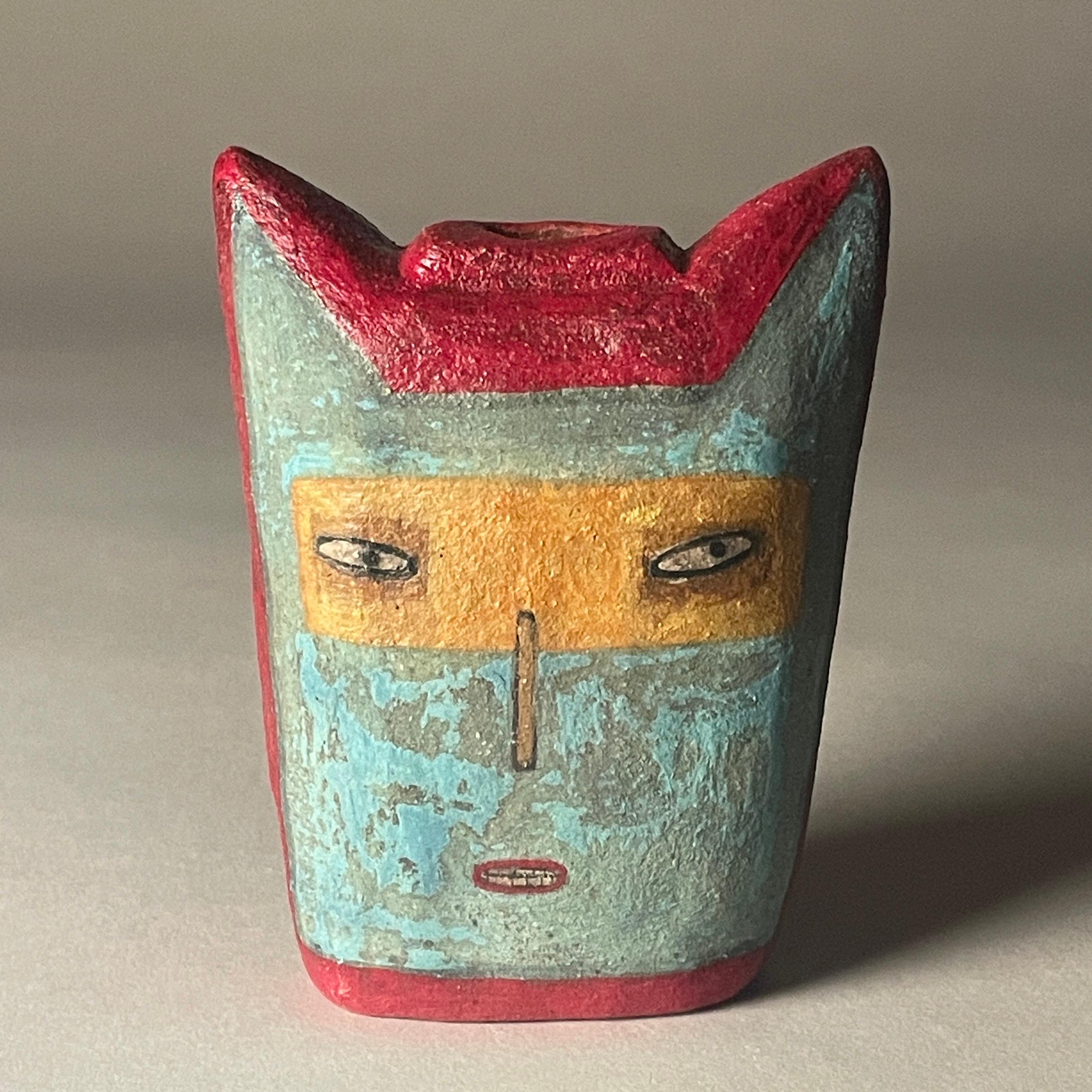 Figurative Sculpture de Lisa Smith - Tarro facial 3