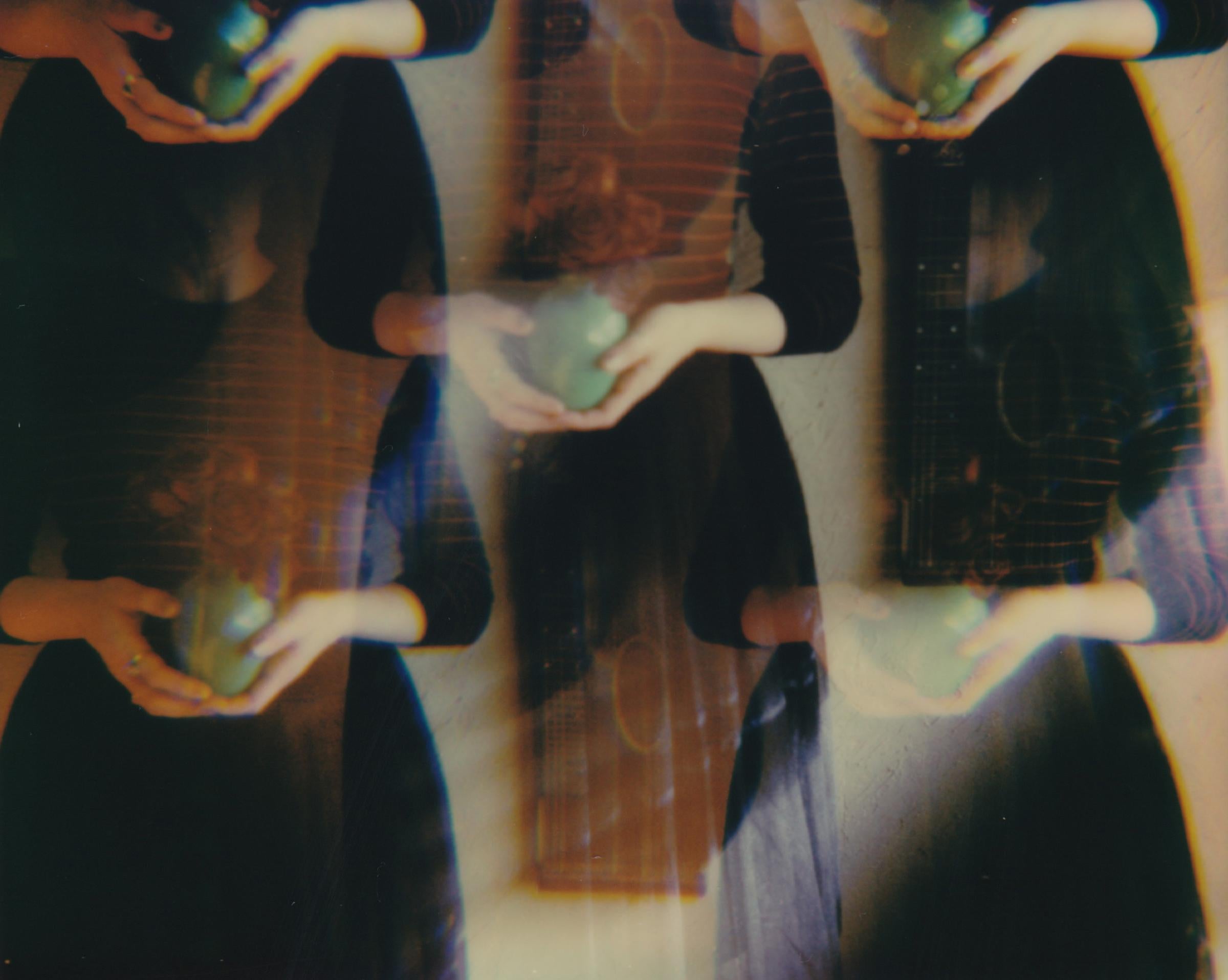 Color Photograph Lisa Toboz - A Gift - Contemporary, Figurative, Woman, Polaroid, Photograph, 21st Century