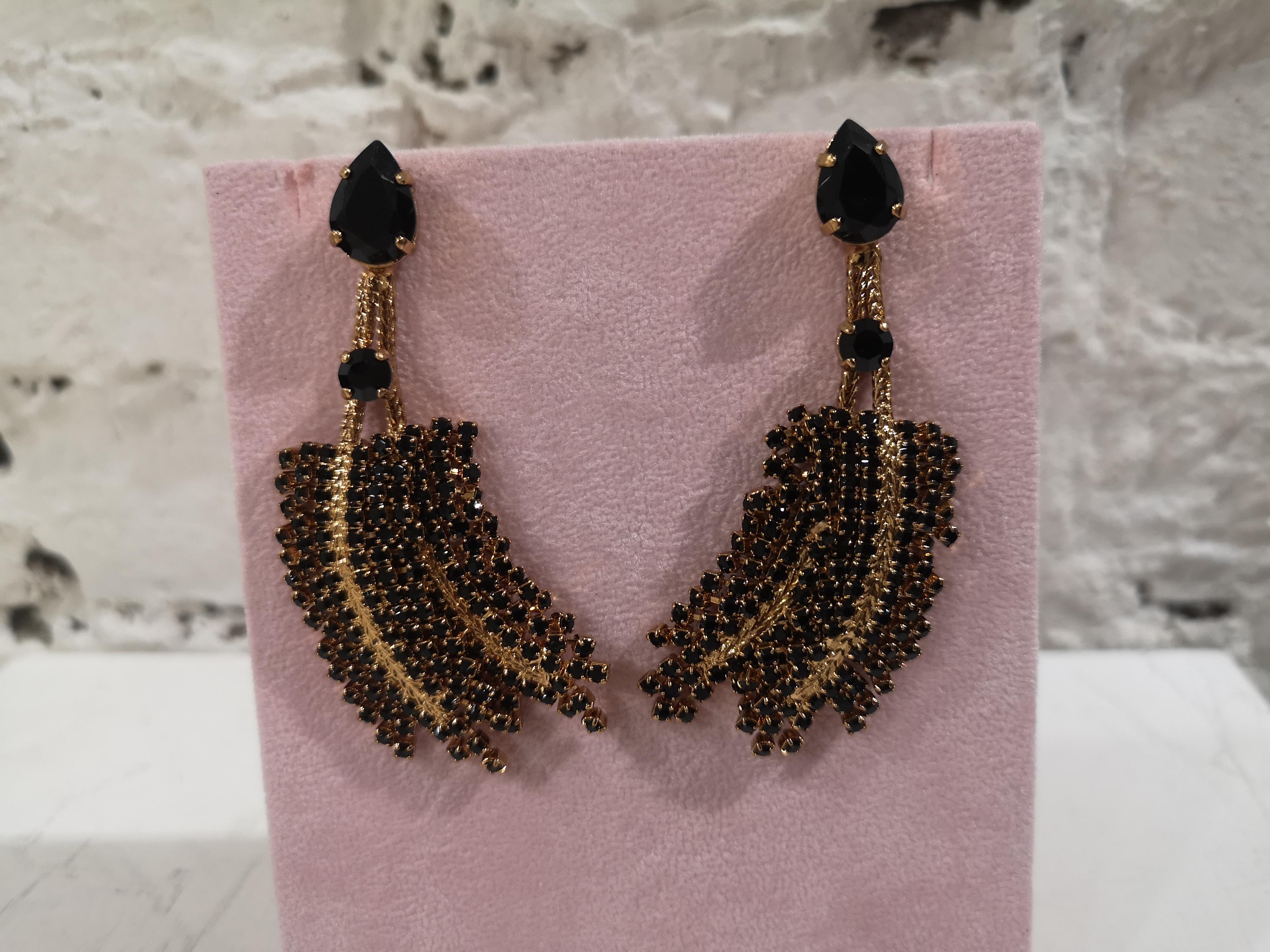 LisaC black swarovski earrings 2