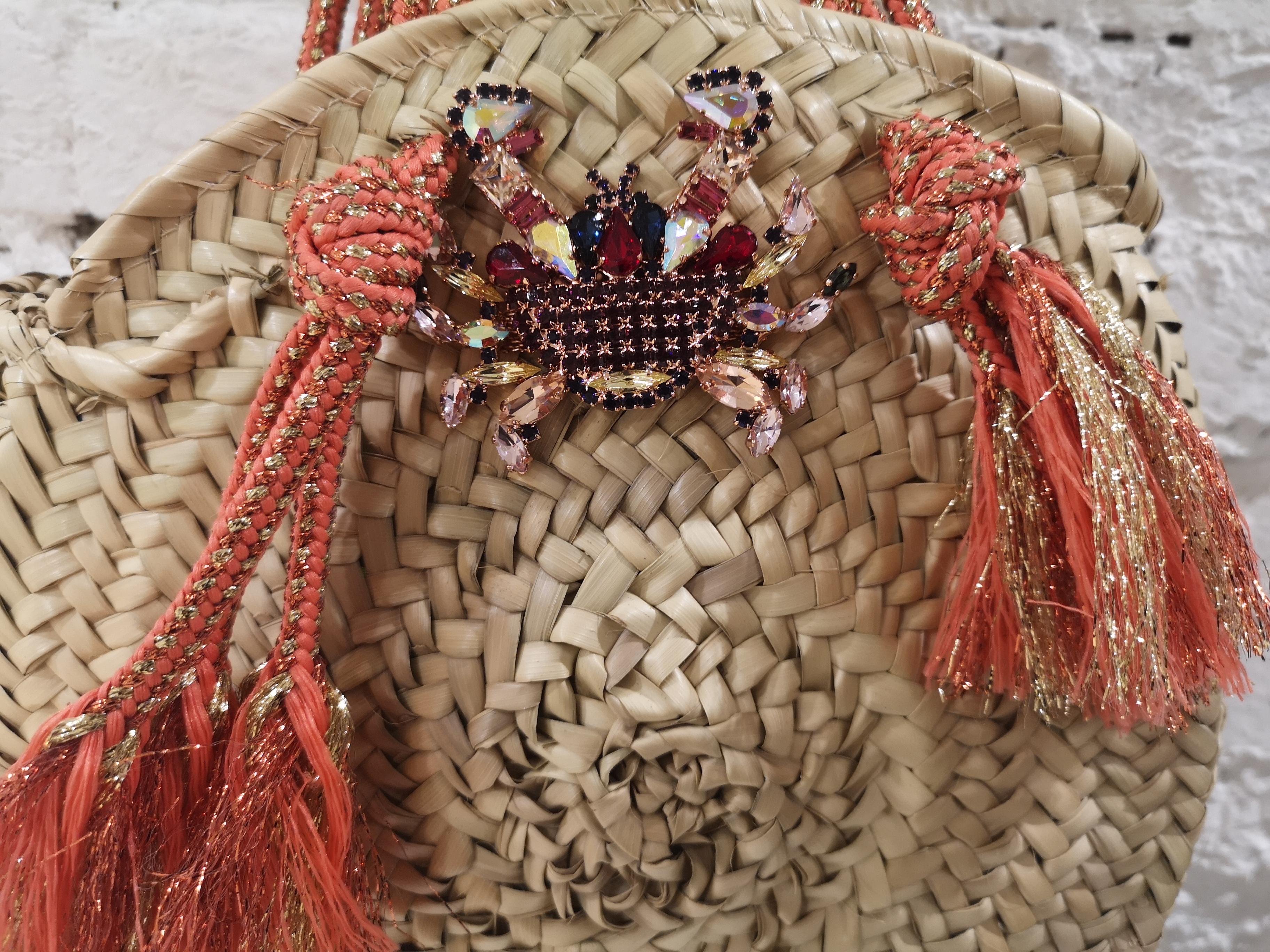 LisaC raffia swarovsky crab handbag In New Condition In Capri, IT