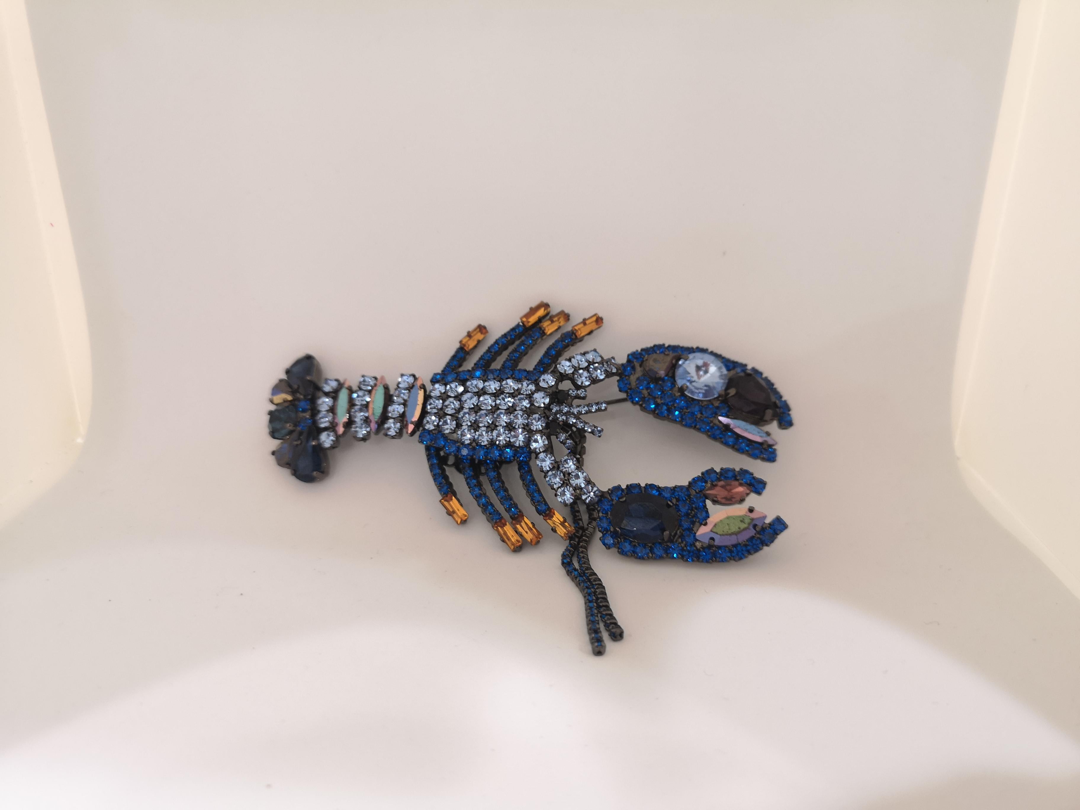 LisaC Swarovski stones lobster brooch 2