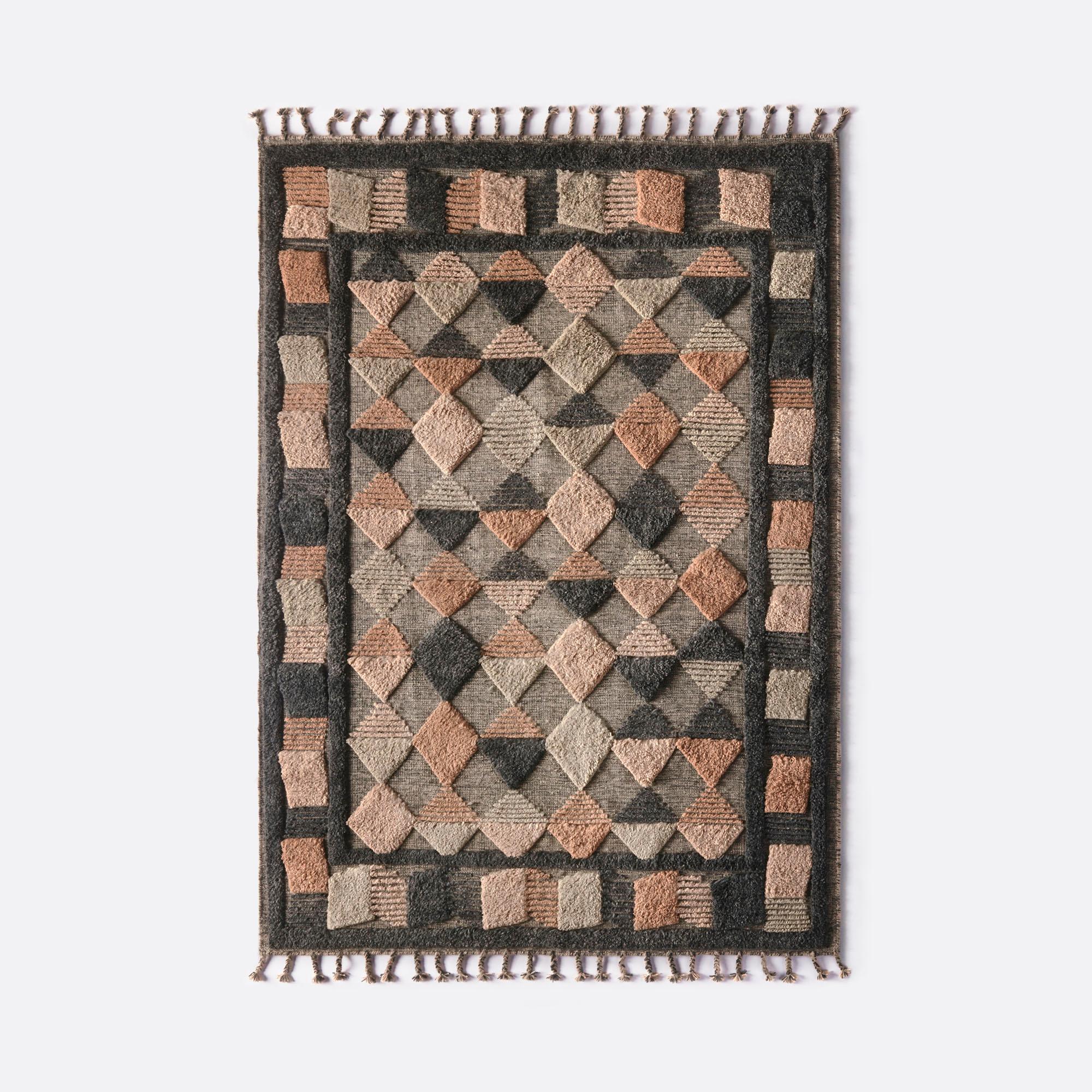 Mid-Century Modern Lisboa Rug Multi Grey Medium For Sale