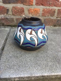 Lise Lecocq, Kleiner Jugendstil-Sandstein, signiert „Lise Lecocq“, um 1900