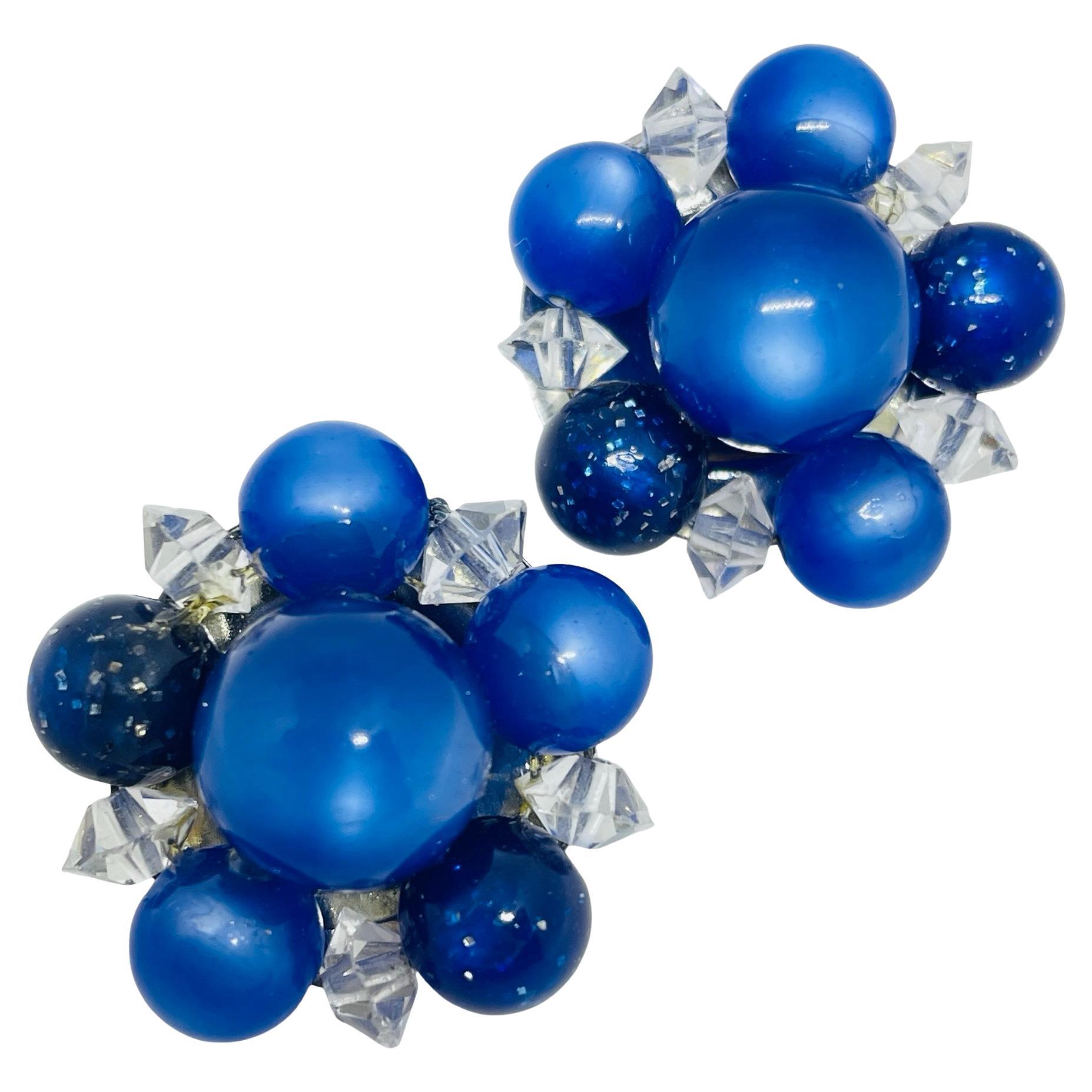 LISNER signed vintage silver tone glass blue beaded cluster clip on earrings