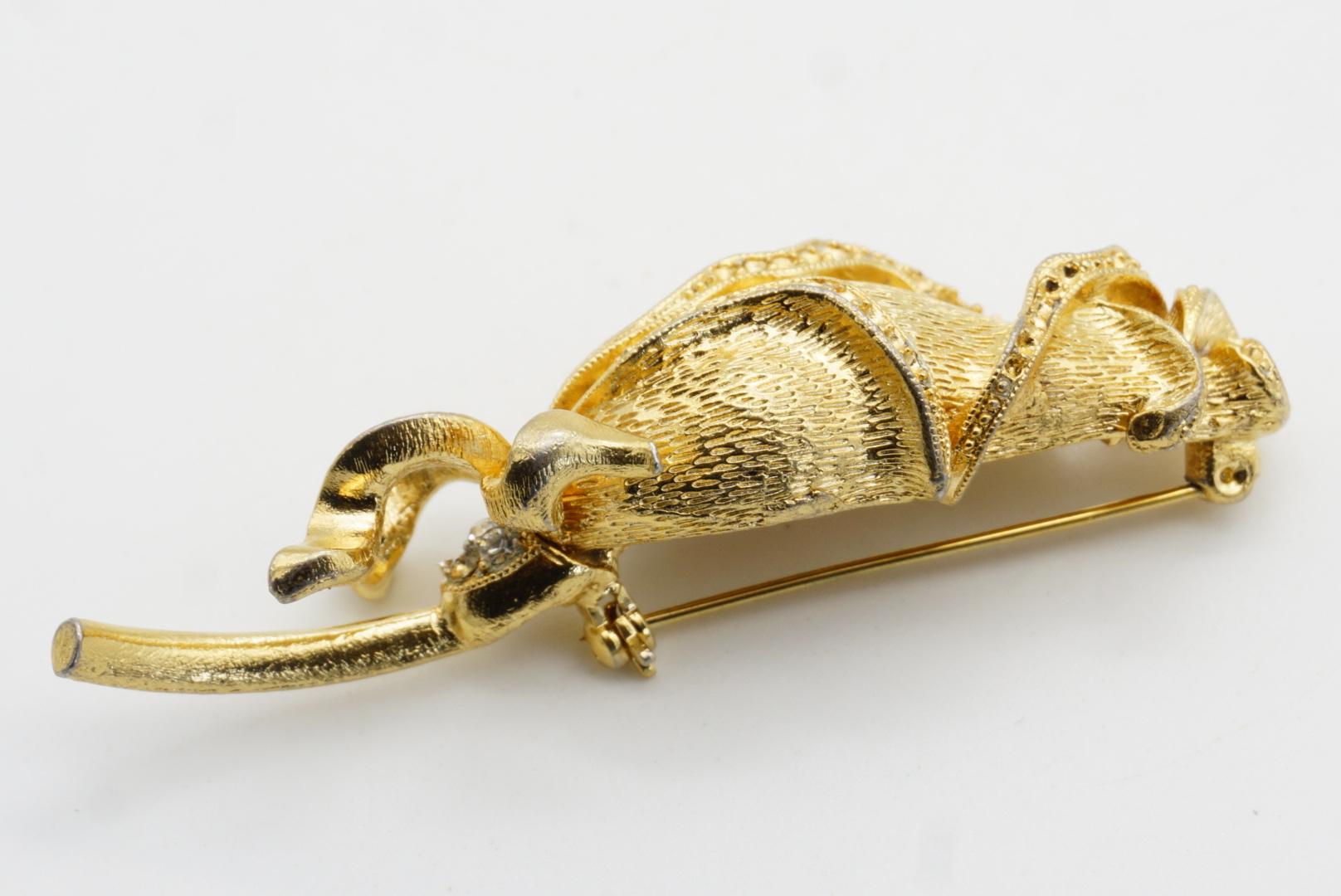 Lisner Vintage 1950s Textured Vivid Large Long Rose Leaf Flower Chunky Brooch For Sale 4