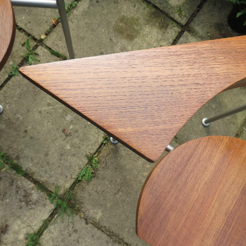 Listers Luytens Teak Tea for Two Bistro Set Atlantis Garden Table and Chairs In Good Condition In Stow on the Wold, GB