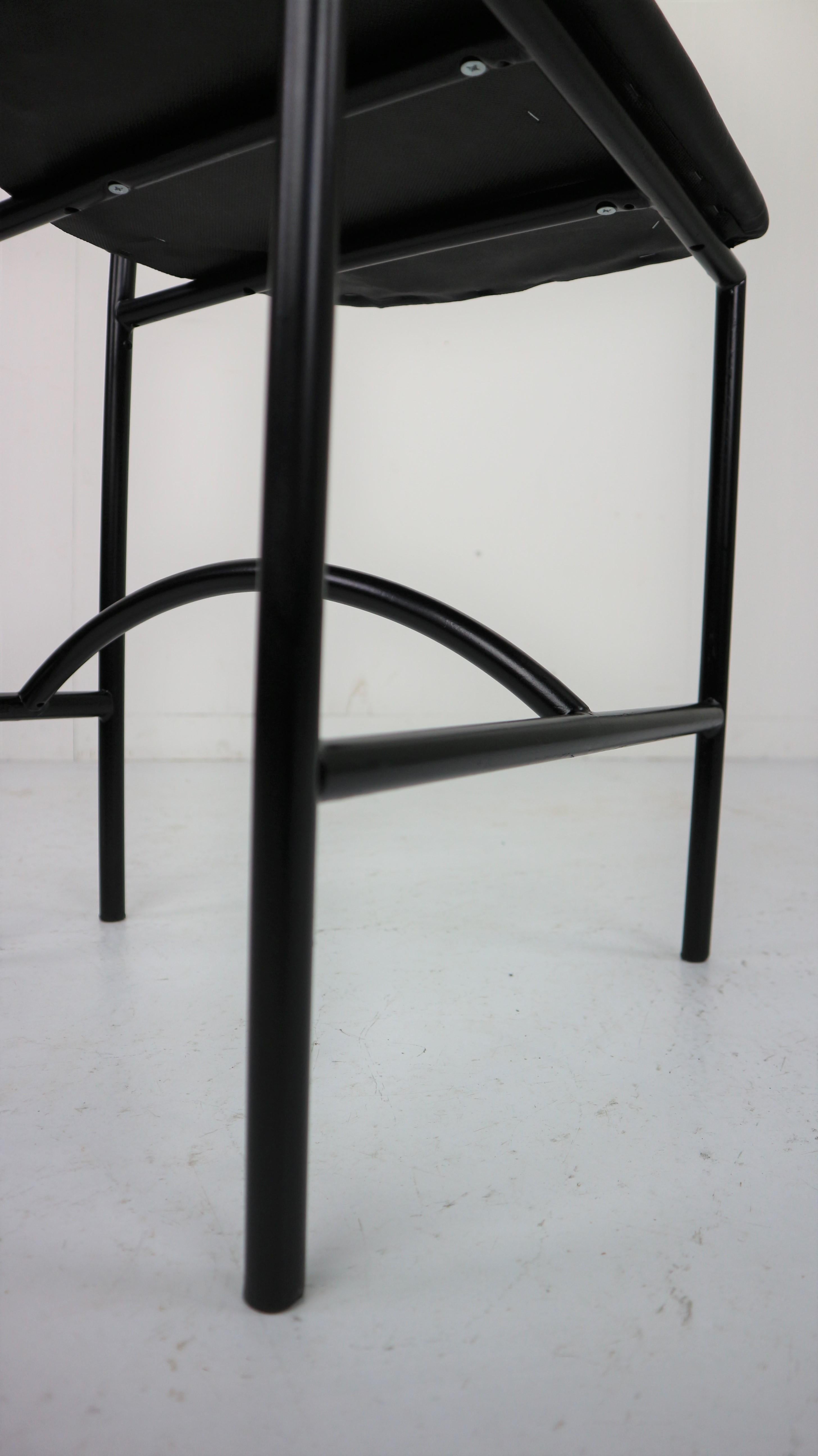 listing for Tuyen. 4x Bieffeplast 'Tokyo' Chair by Rodney Kinsman, 1985, Italy 5
