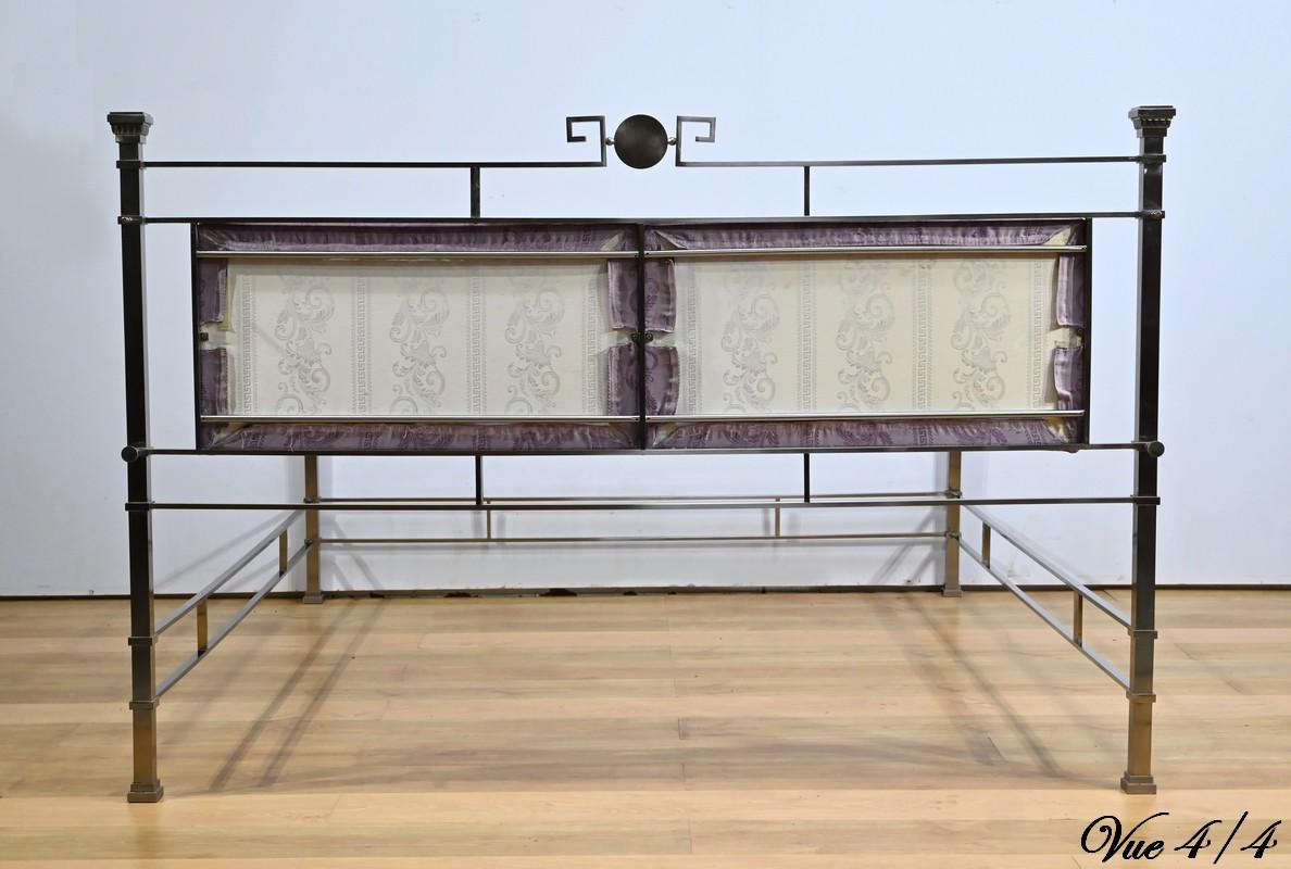 Letto matrimoniale in acciaio inox, Versace - 1950 in vendita 10
