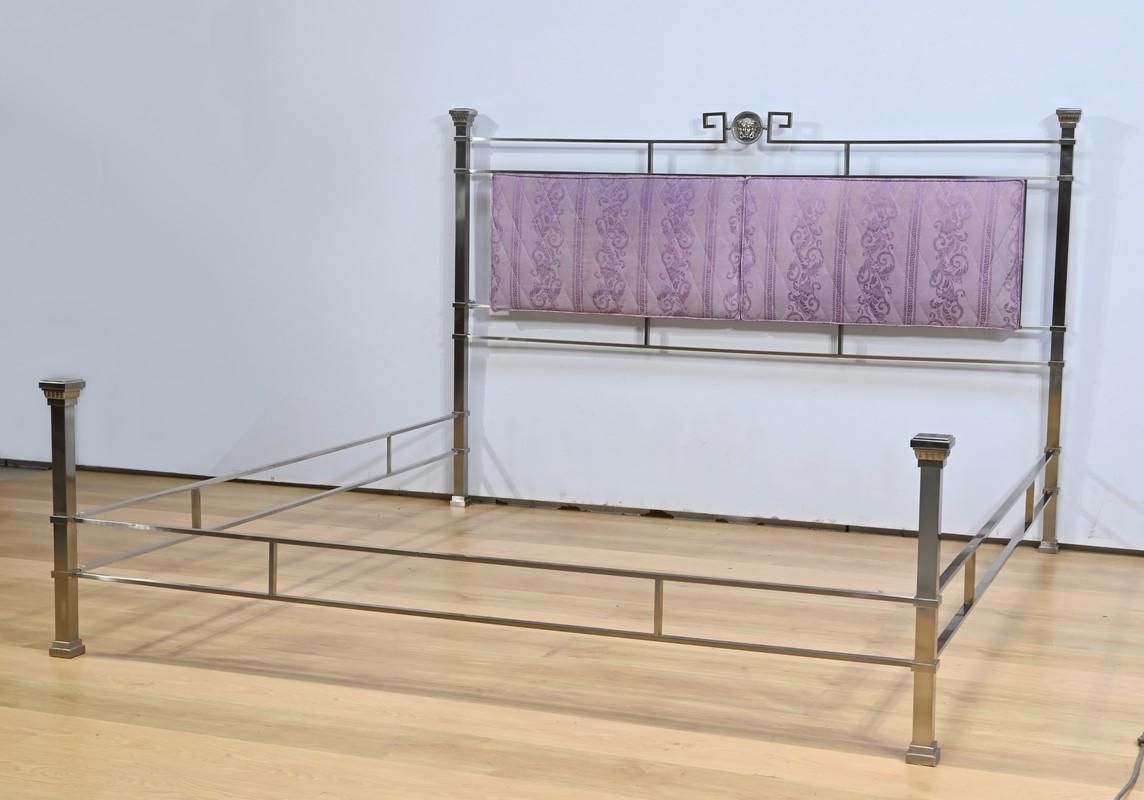 Greco-romano Letto matrimoniale in acciaio inox, Versace - 1950 in vendita