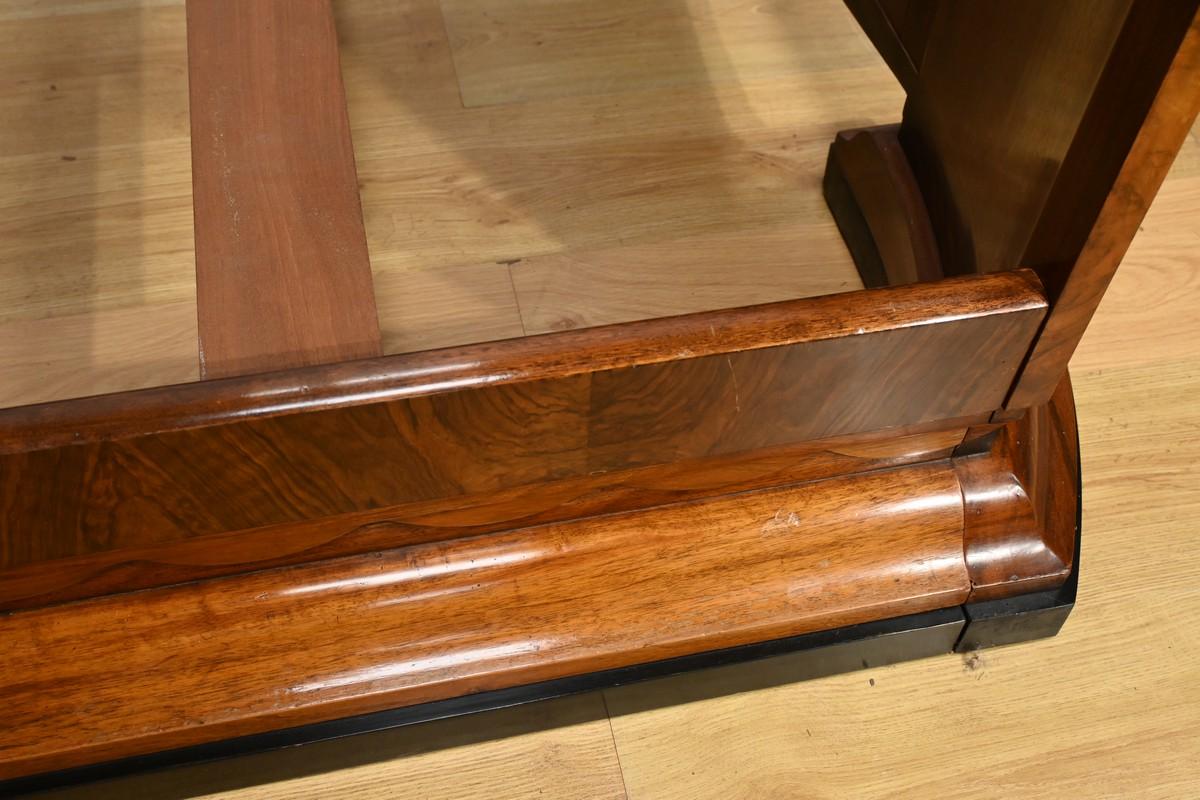 Lit en ronce de noyer, période Art Déco - 1930 en vente 5