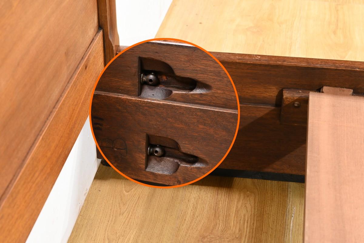 Lit en ronce de noyer, période Art Déco - 1930 en vente 9
