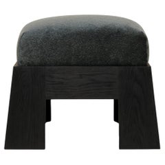 Pouf Lith par Lynnea Jean, Oak Oak blanc ébonisé, Design Modern, USA