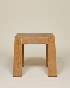 Table d'appoint Lith avec plateau en cuir, par Lynnea Jean. En stock