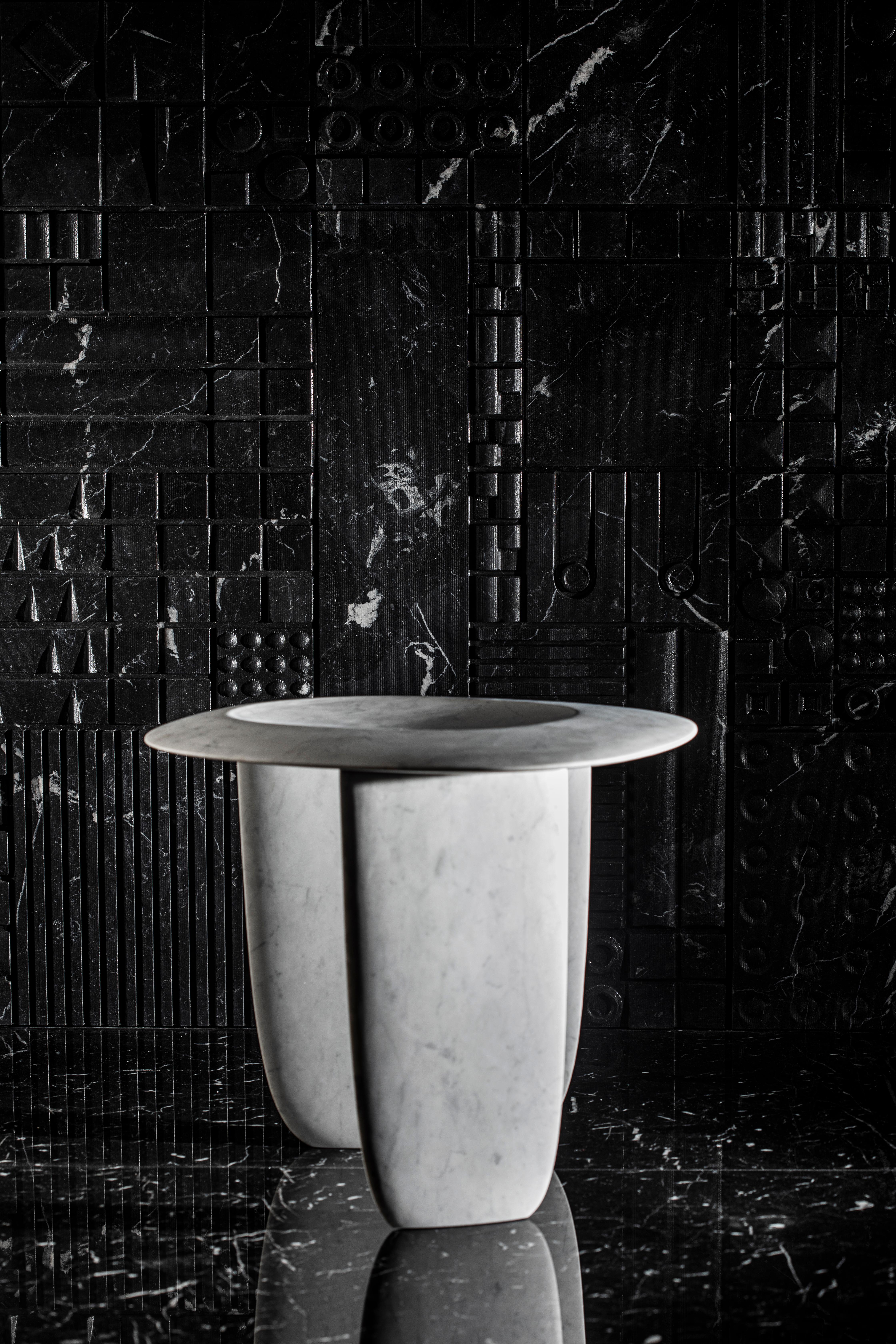 Italian Lithea / Sesi C Coffee Table by Martinelli Venezia Marble Stone White Black  For Sale
