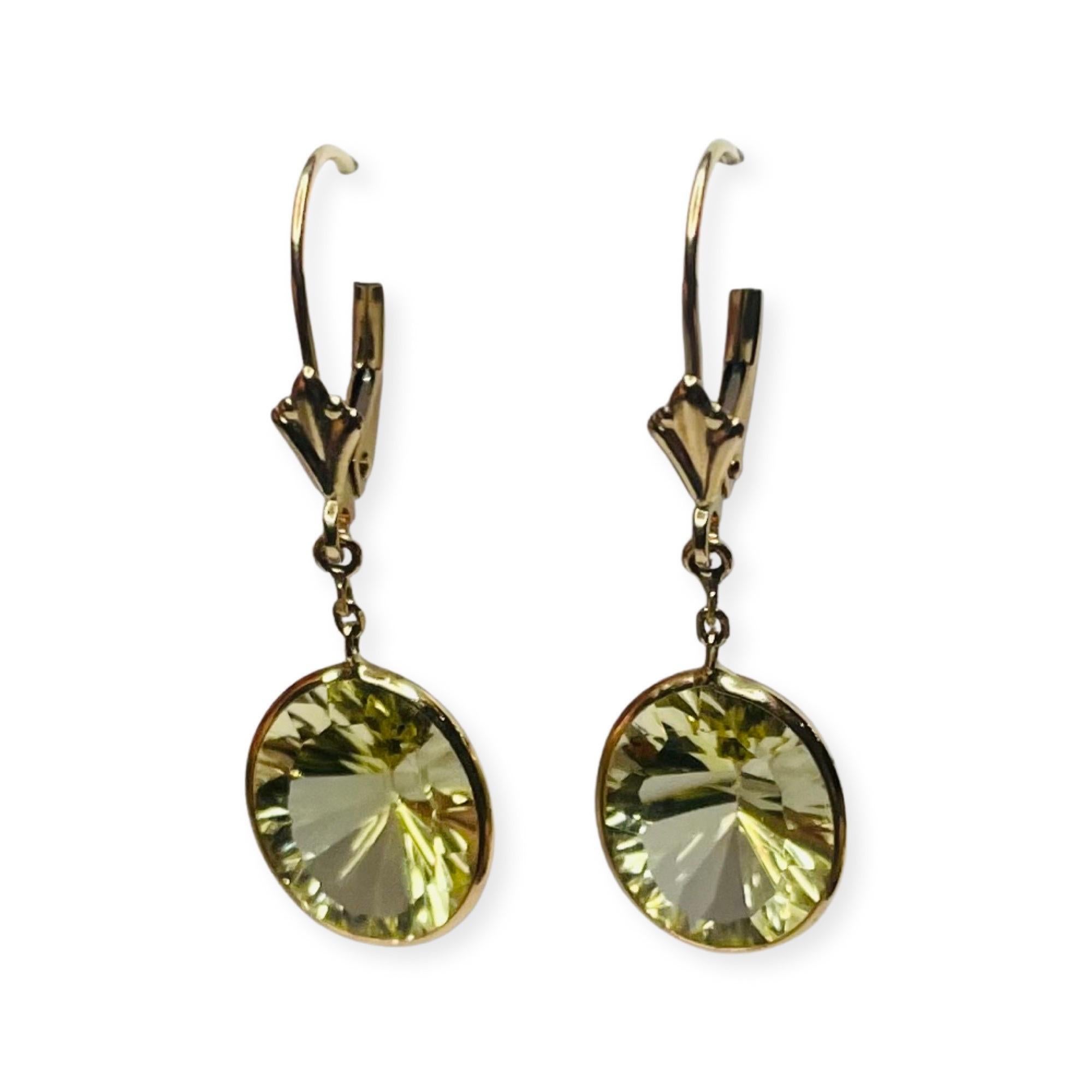 Contemporary Lithos 14K Yellow Gold Lemon Quartz Earrings For Sale