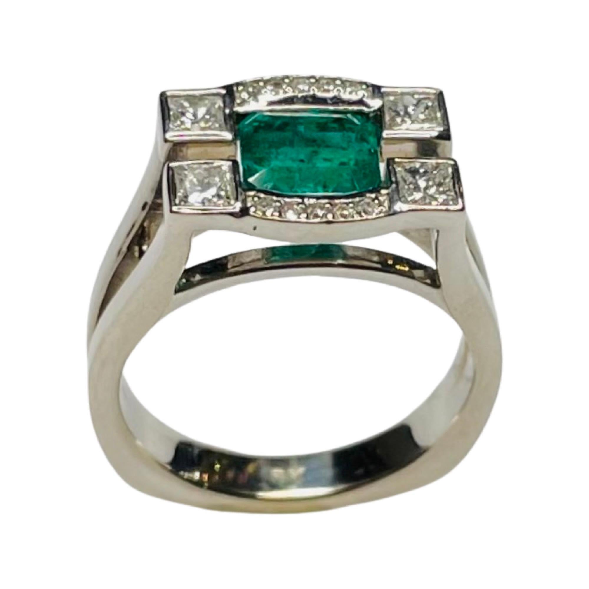 Emerald Cut Lithos 18K White Gold Diamond Emerald Ring For Sale